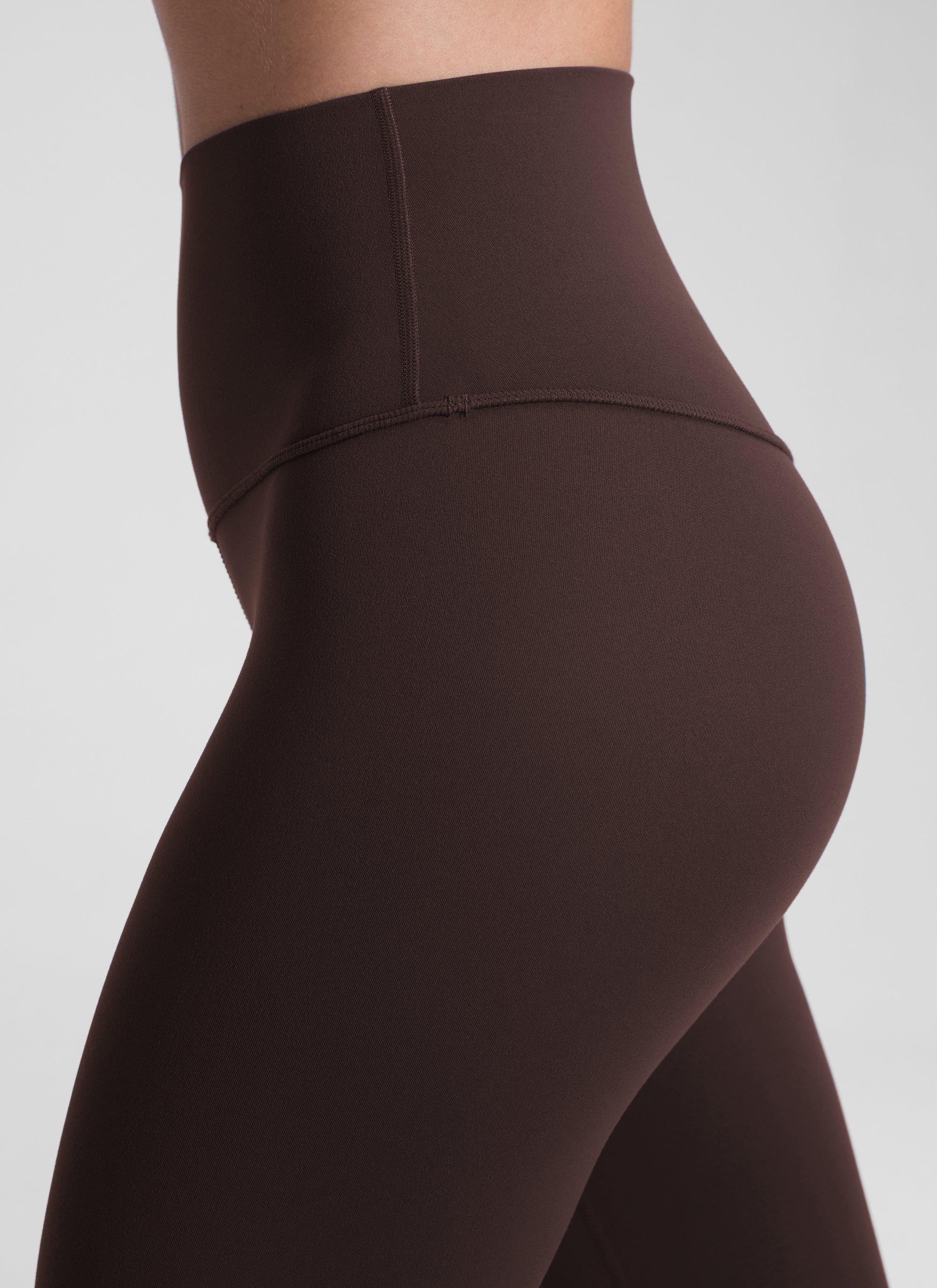 CRZ YOGA Butterluxe Damen High Waist Sport Leggings- 64cm Heißes Fudge-Brown