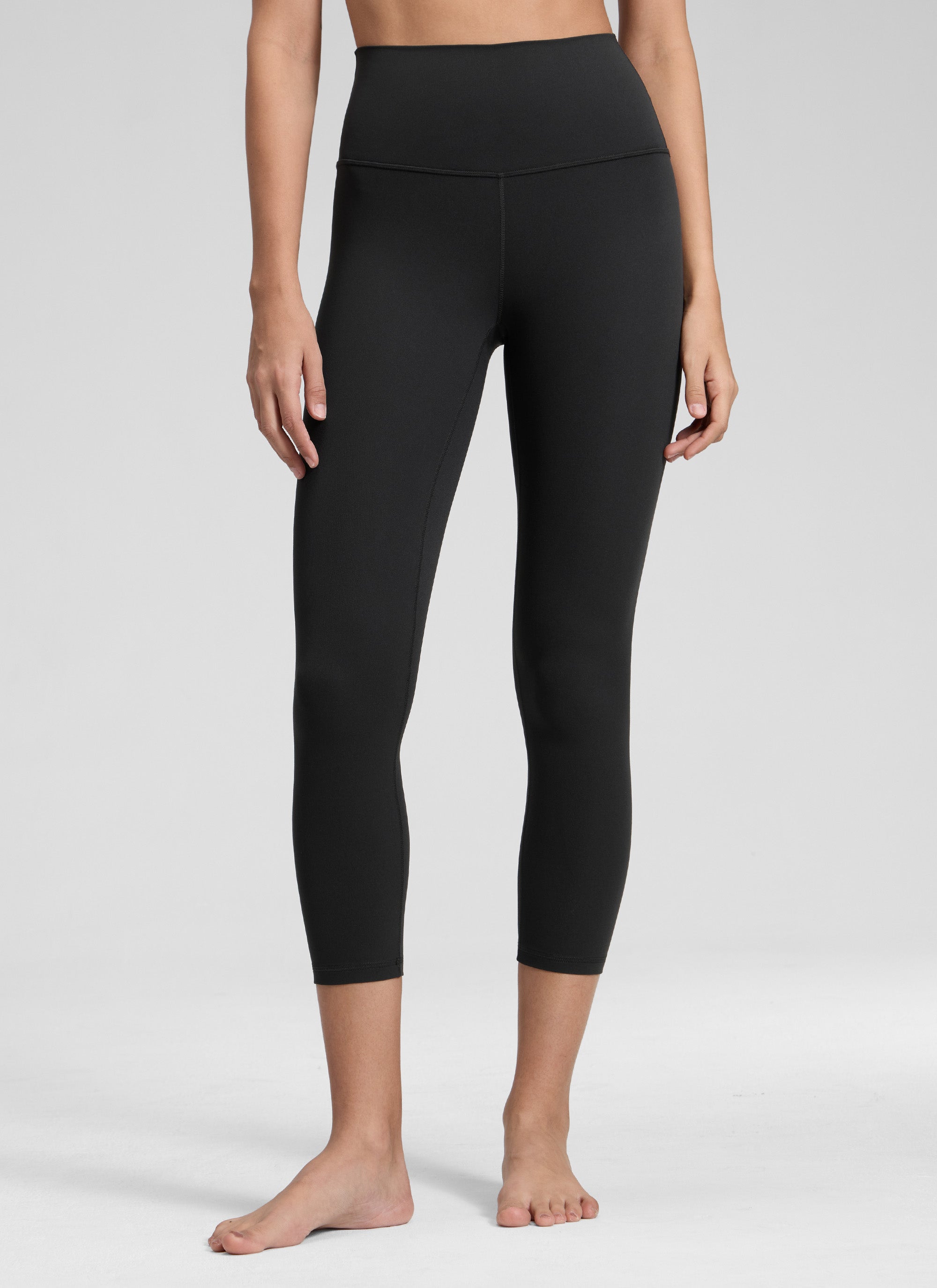 CRZ YOGA Damen Butterluxe High Waist 3/4 Leggings Capri - 58cm Schwarz
