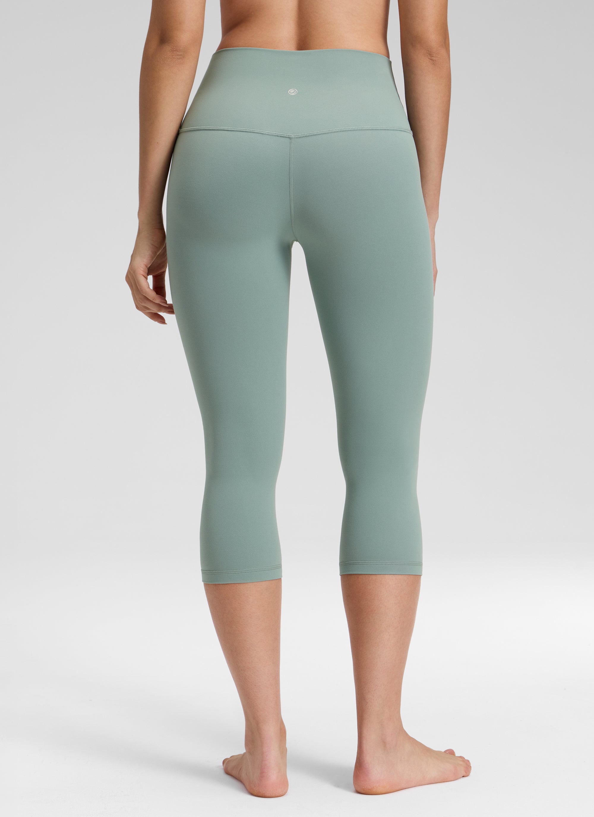CRZ YOGA Damen Butterluxe High Waist 3/4 Leggings Capri - 48cm Kratergrün