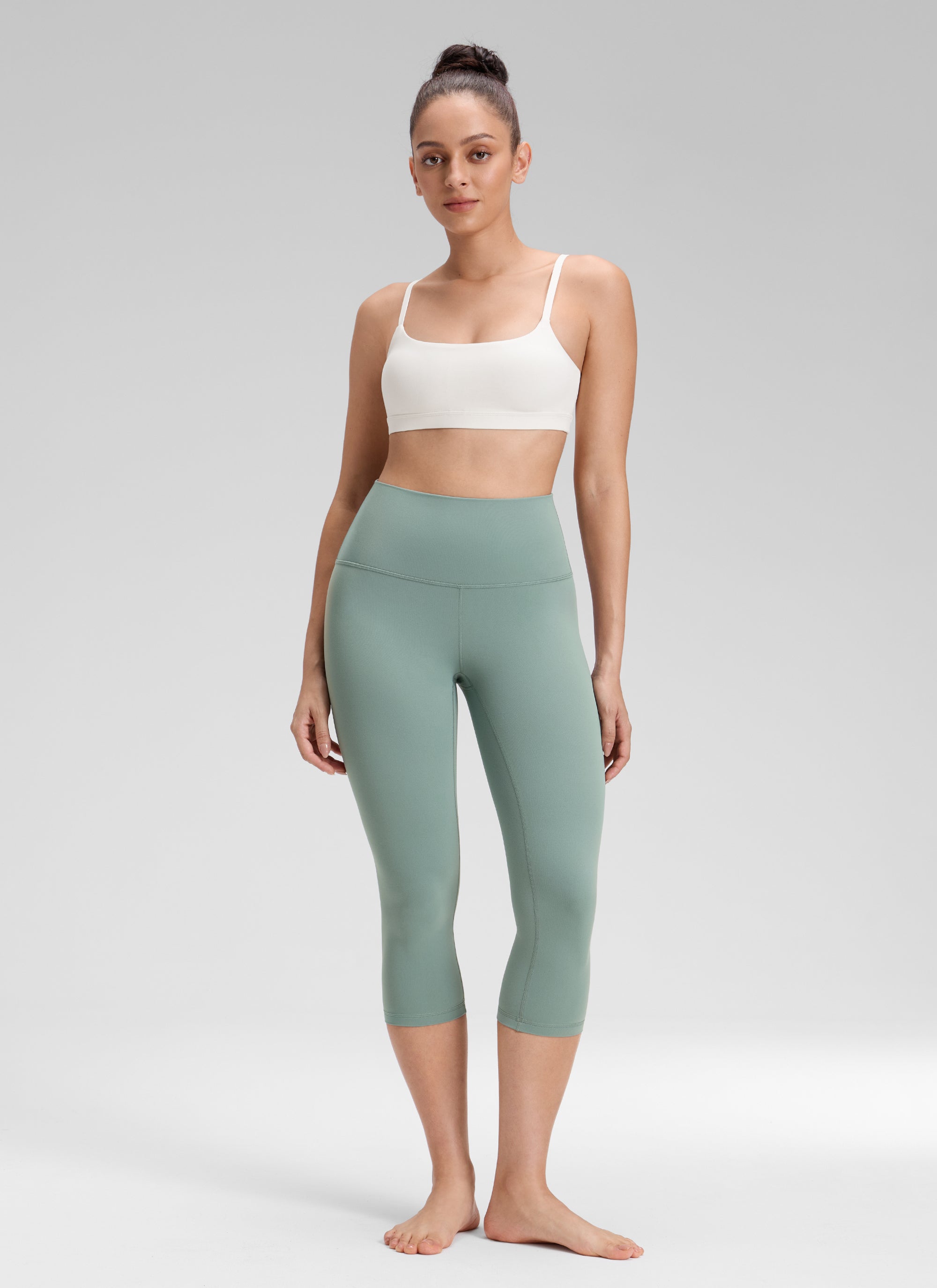 CRZ YOGA Damen Butterluxe High Waist 3/4 Leggings Capri - 48cm Kratergrün