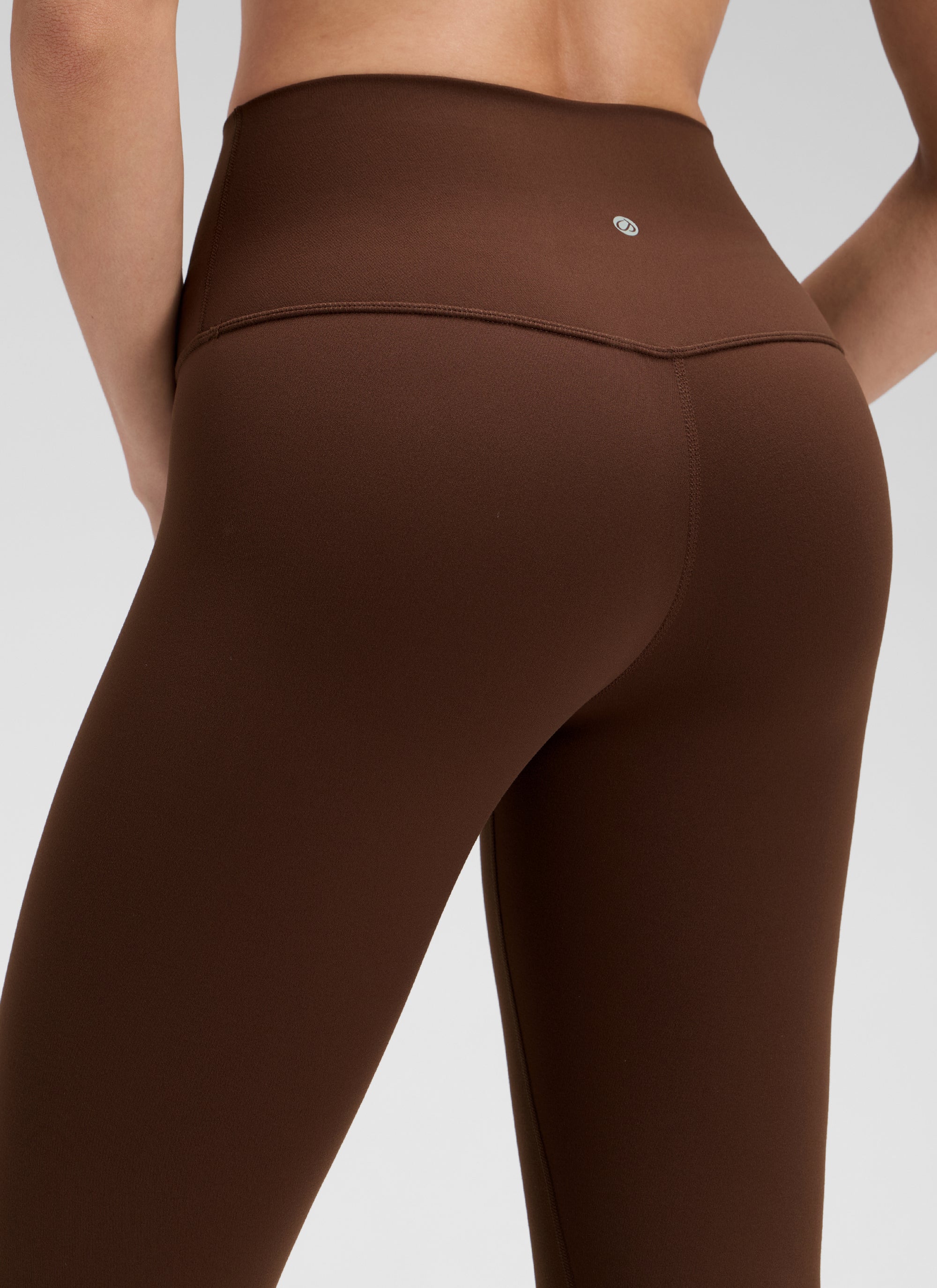 CRZ YOGA Damen Butterluxe High Waist 3/4 Leggings Capri - 48cm Lava Braun