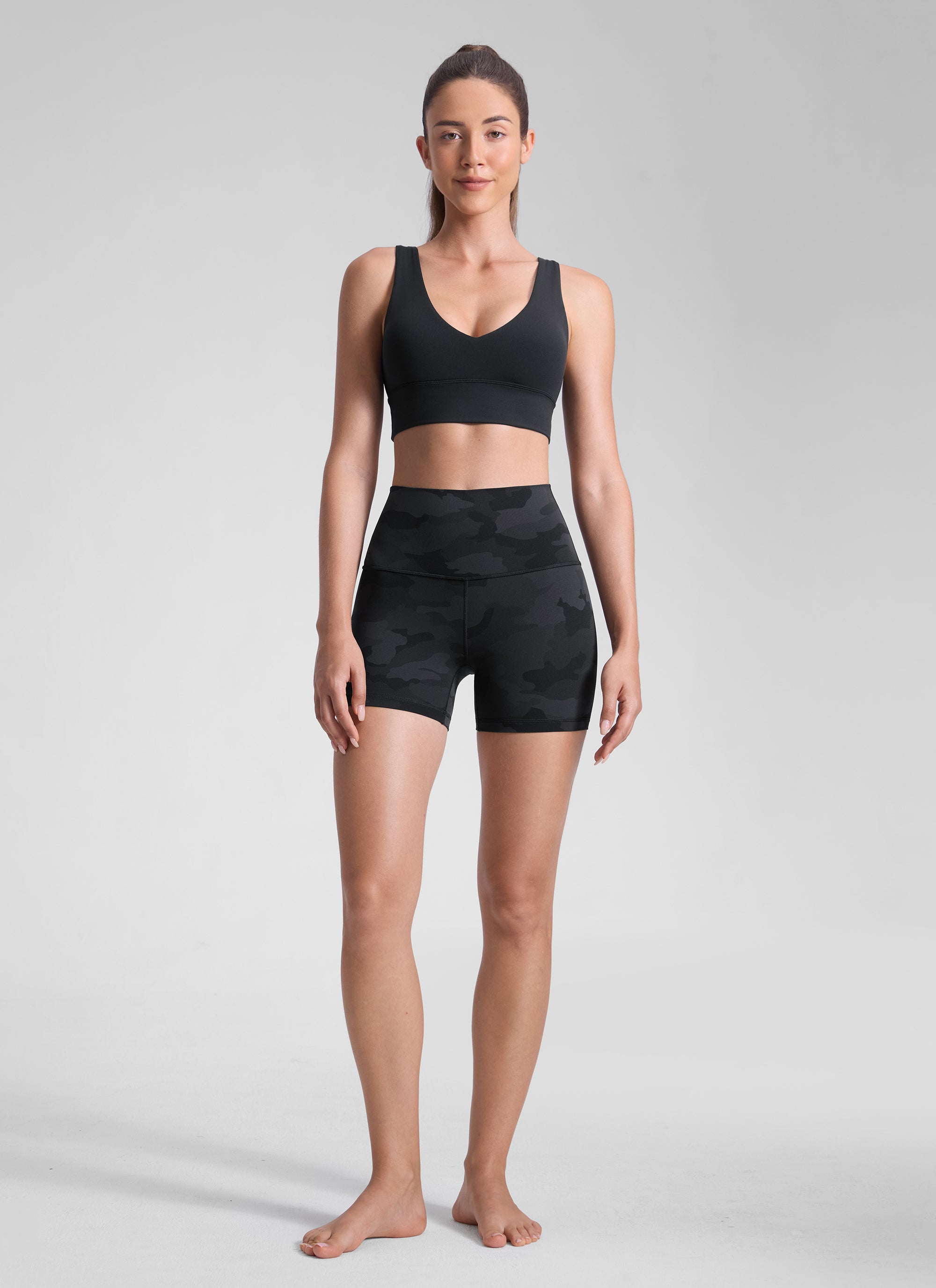 CRZ YOGA Damen Butterluxe Radlerhose Shorts-10CM Dunkelgraue Tarnung 2
