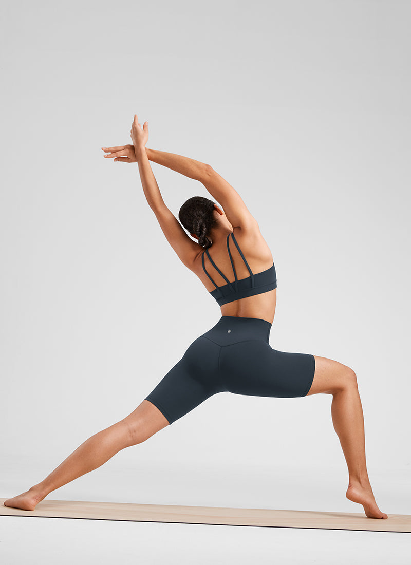 CRZ YOGA Damen Butterluxe Radlerhose Kurze Sporthose - 20cm Echte Marine