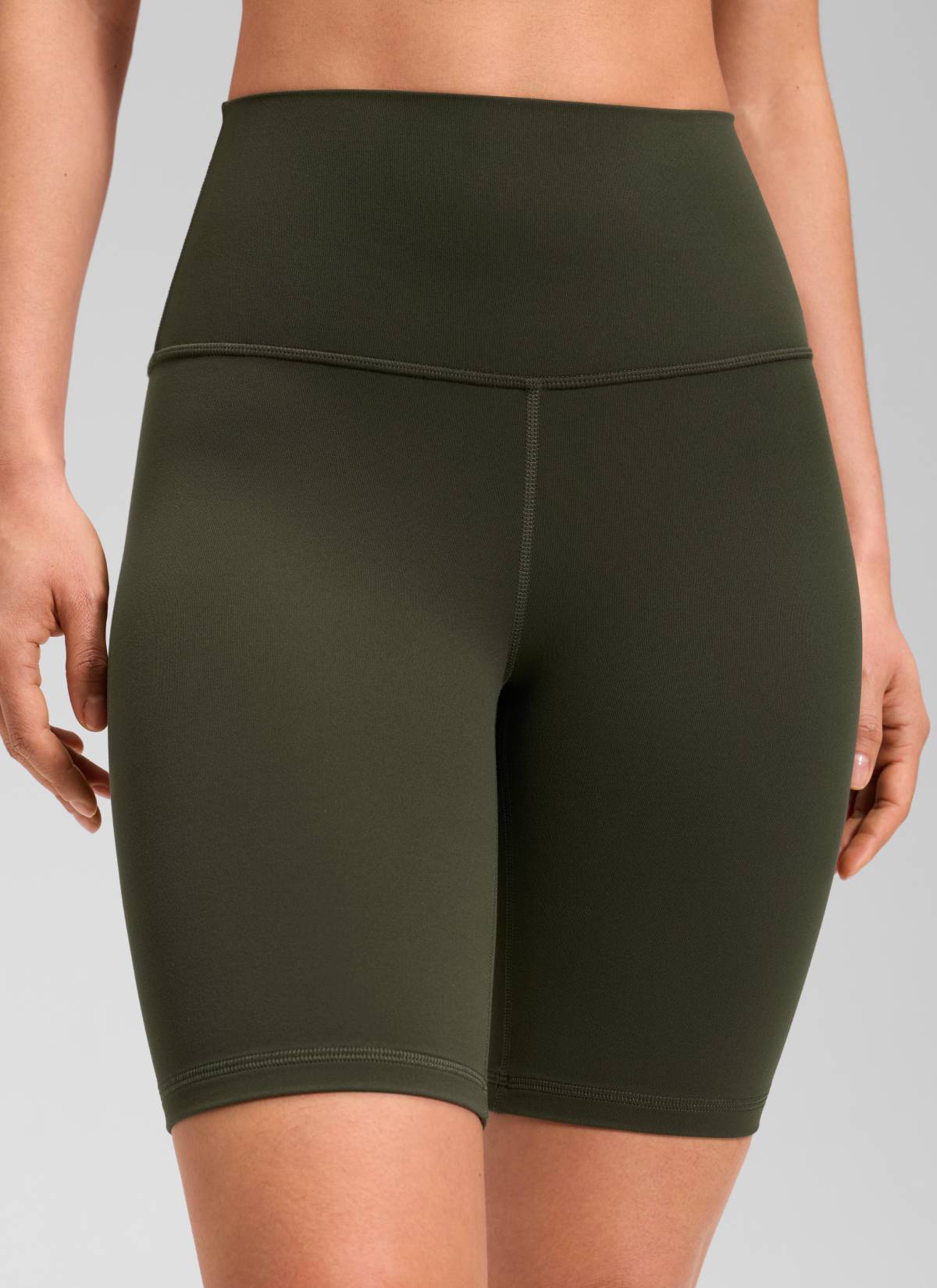CRZ YOGA Damen Butterluxe Radlerhose Kurze Sporthose - 20cm Olivgrün