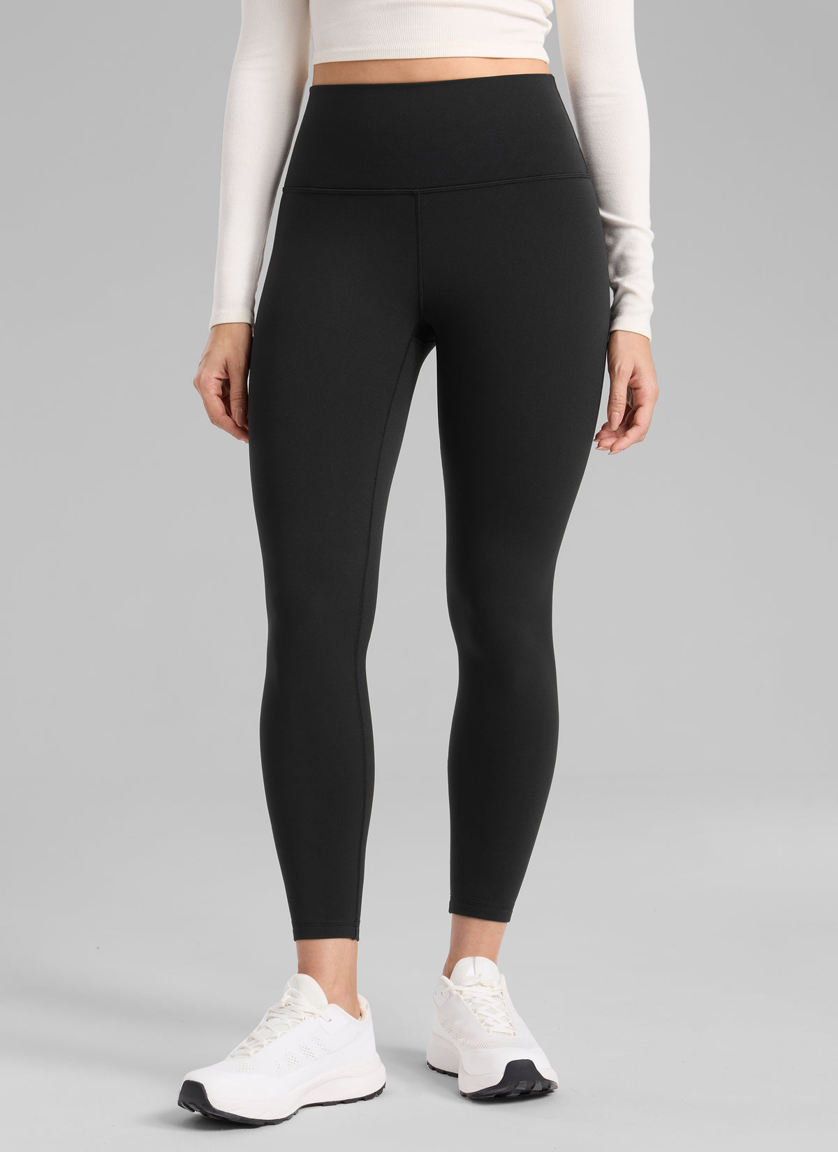 CRZ YOGA Damen Mattes Thermo-Fleece-Futter Basis-Leggings - 64cm Schwarz @model_info:Bruna