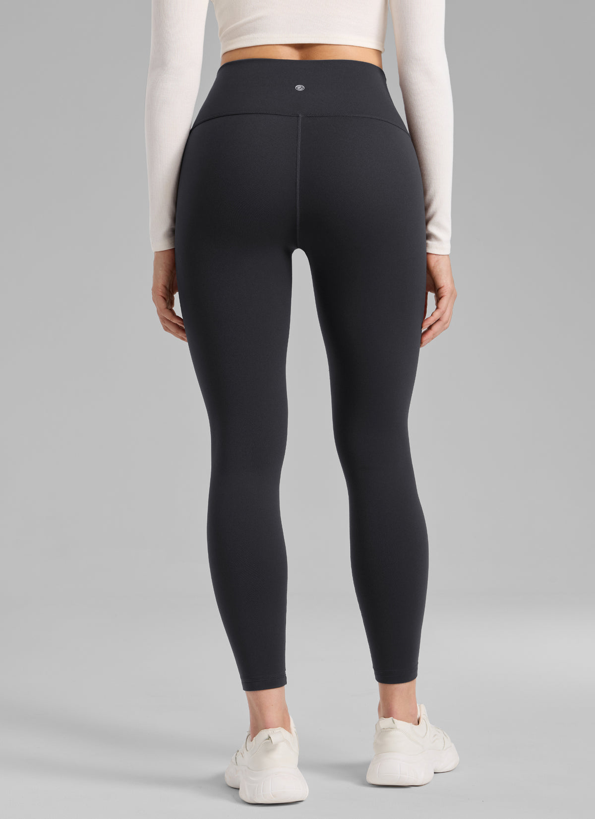 CRZ YOGA Damen Mattes Thermo-Fleece-Futter Basis-Leggings - 64cm Tinte grau @model_info:Bruna