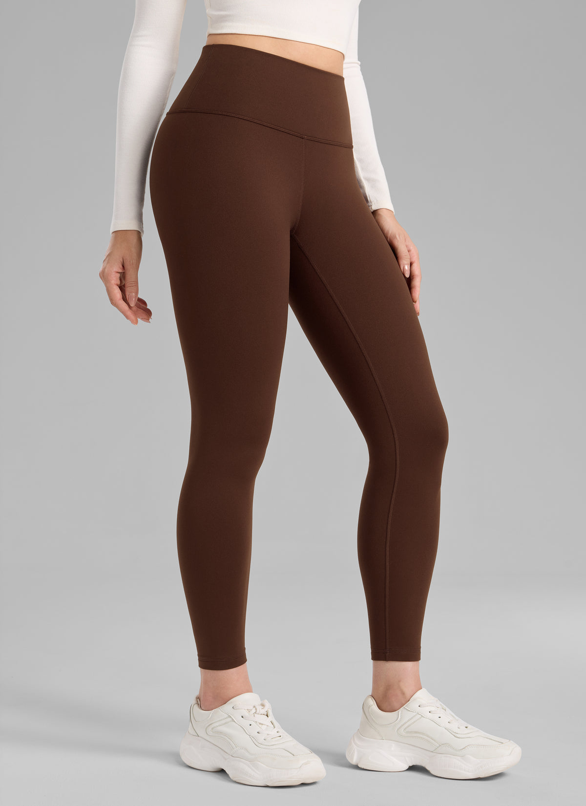 CRZ YOGA Damen Mattes Thermo-Fleece-Futter Basis-Leggings - 64cm Lava Braun @model_info:Bruna