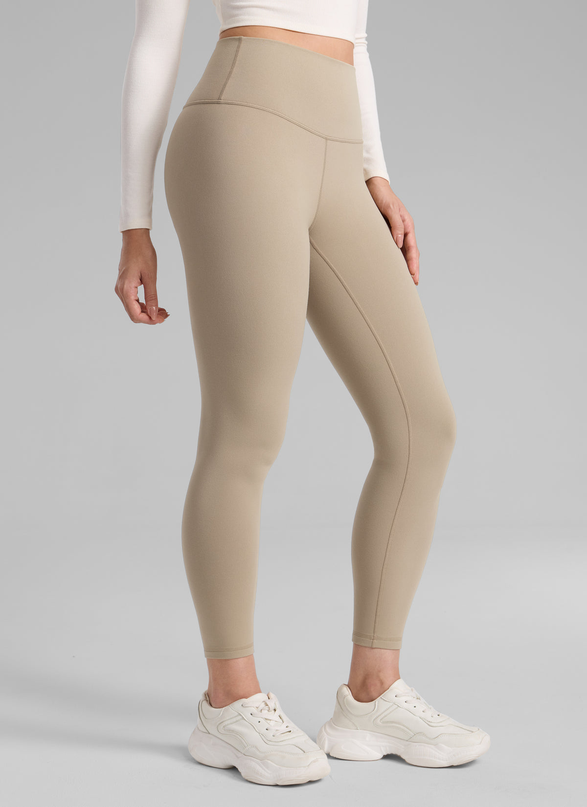 CRZ YOGA Damen Mattes Thermo-Fleece-Futter Basis-Leggings - 64cm Eiche @model_info:Bruna
