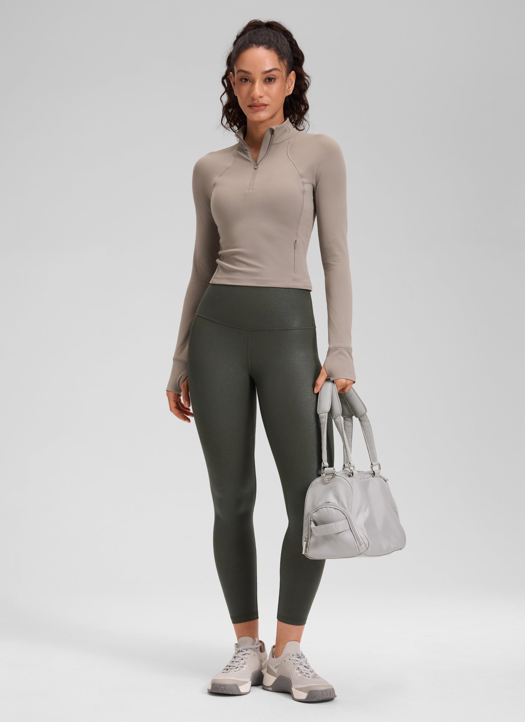 CRZ YOGA Damen Butterluxe Faux Leder Kunstleder-Leggings - 64cm Olivgrünes Folienmuster