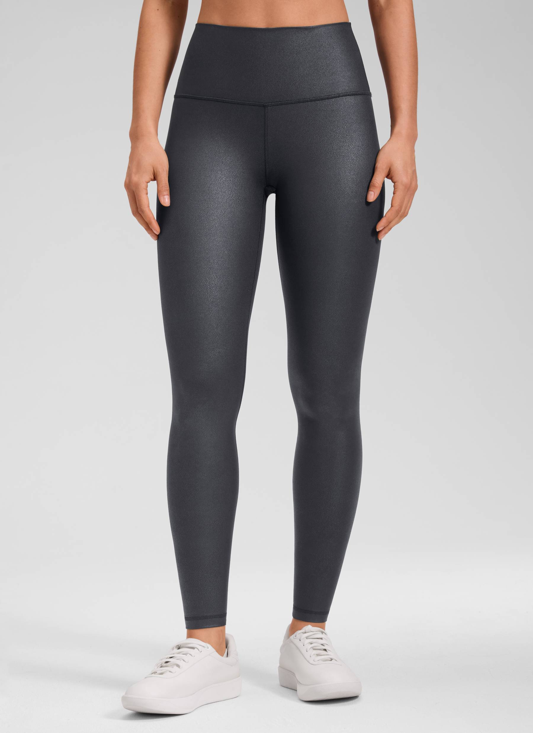 CRZ YOGA Damen Butterluxe Faux Leder Kunstleder-Leggings - 71cm Mysteriöses Graufolienmuster