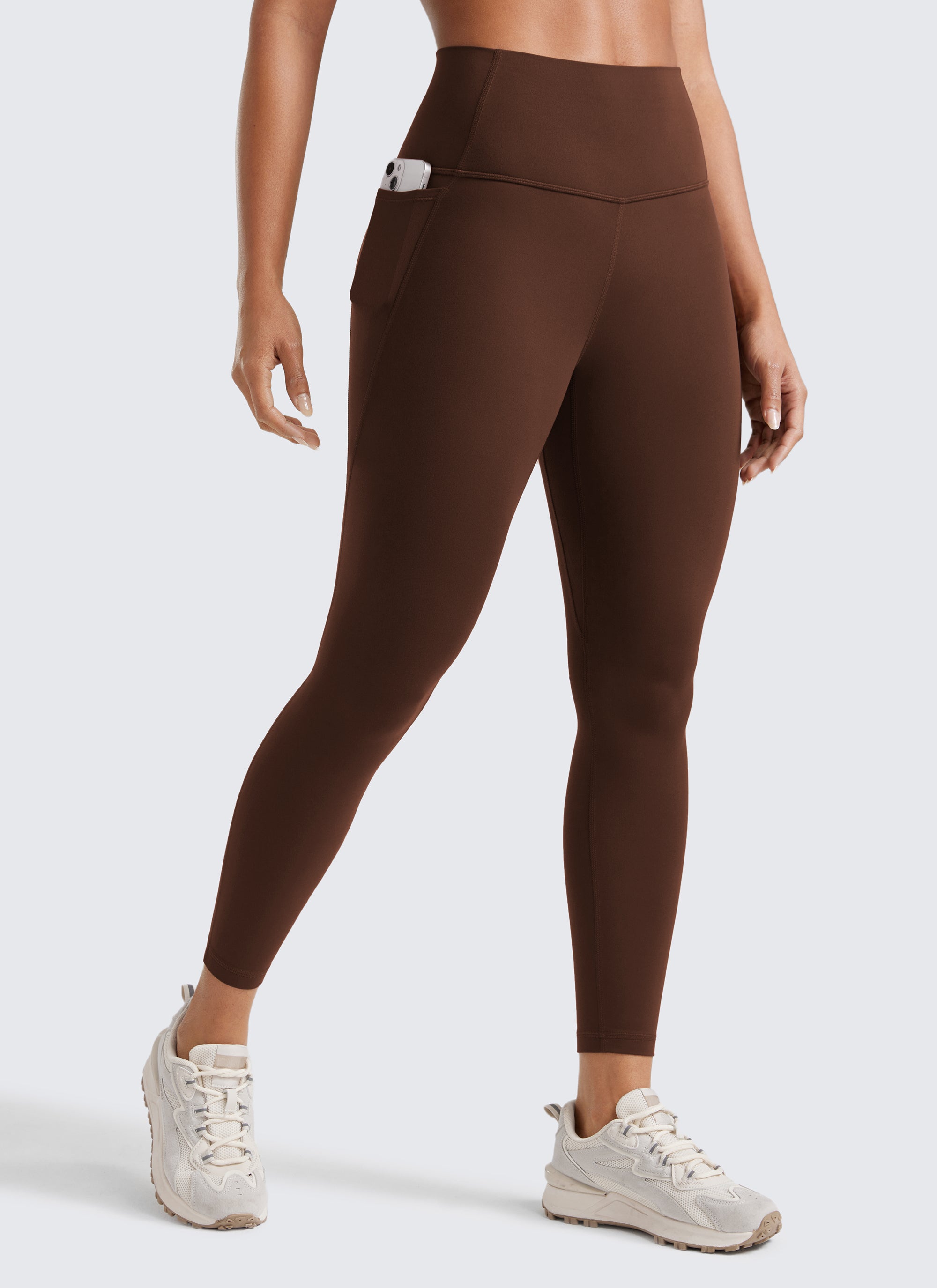 CRZ YOGA Damen Butterluxe High Waist Sport Leggings mit Tasche - 64cm Lava Braun