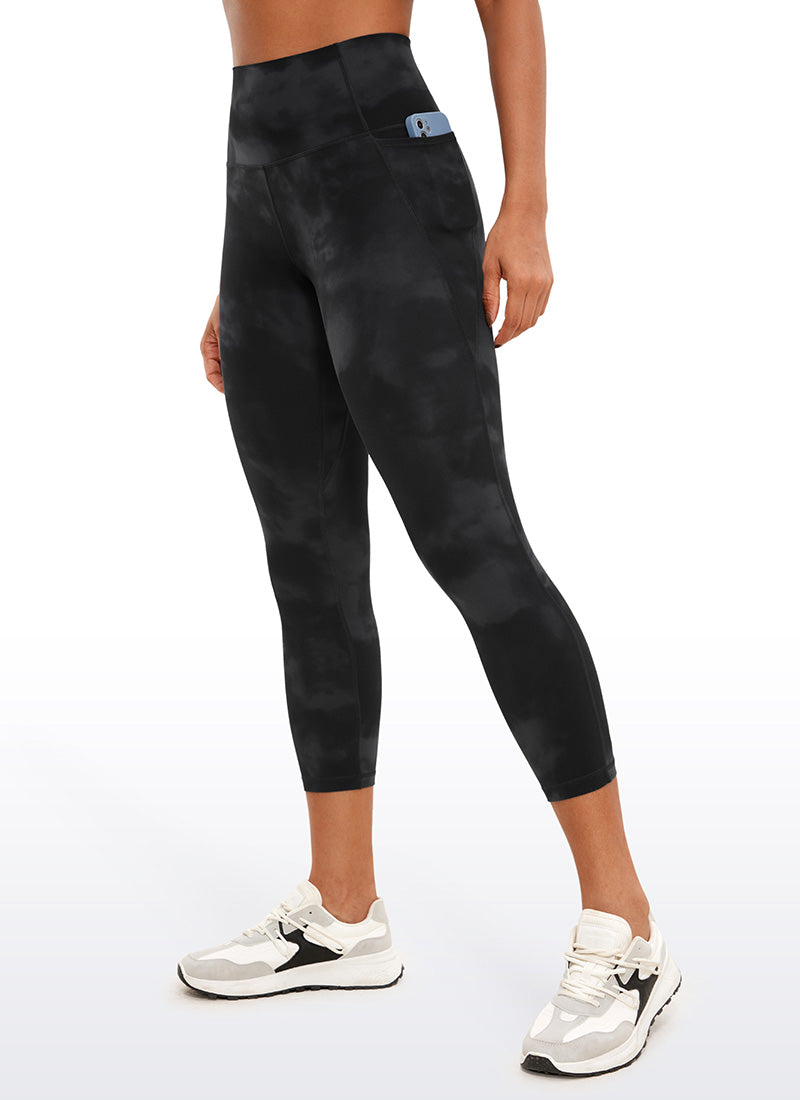 CRZ YOGA Damen Butterluxe High Waist Sport Leggings mit Taschen - 58cm Schwarze Tie-Dye-Blumen