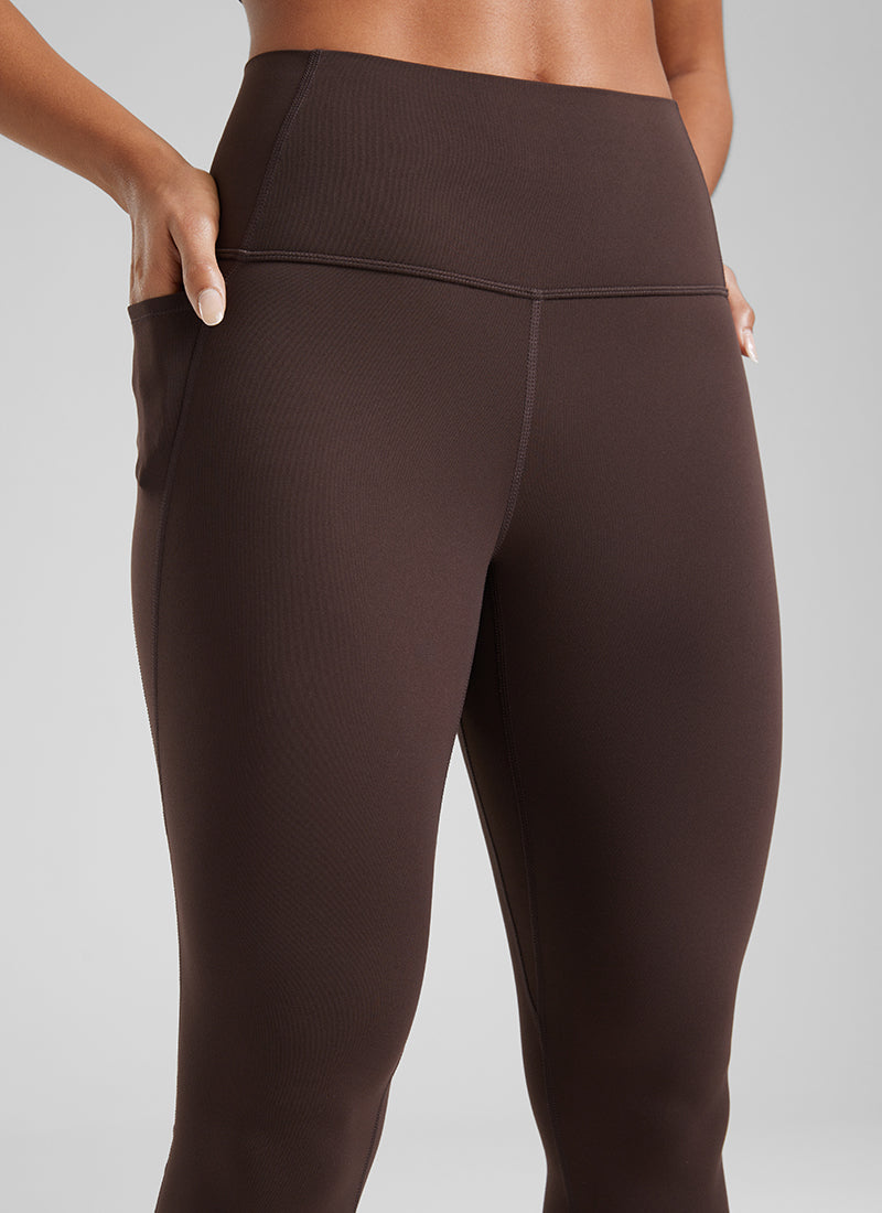 CRZ YOGA Damen Butterluxe High Waist Sport Leggings mit Taschen - 71cm Heißes Fudge-Brown