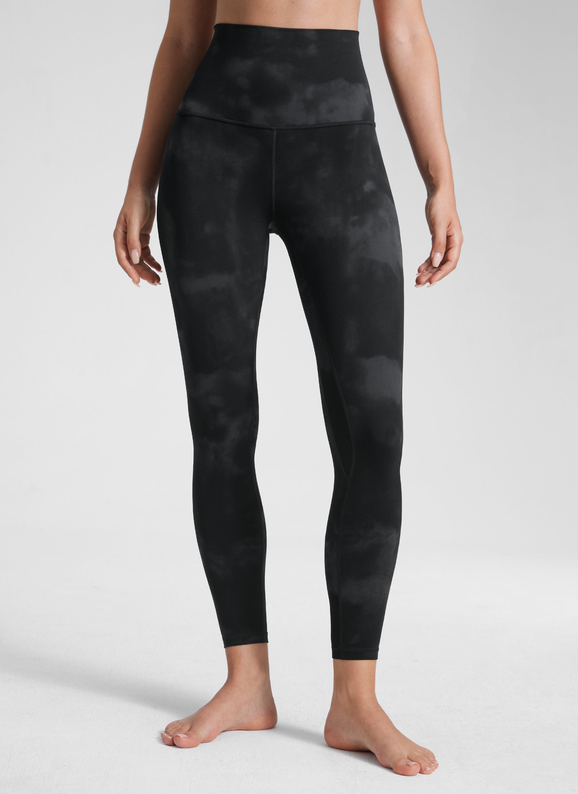 CRZ YOGA Damen Butterluxe Yoga Leggings Super High Waist - 64cm Schwarze Tie-Dye-Blumen