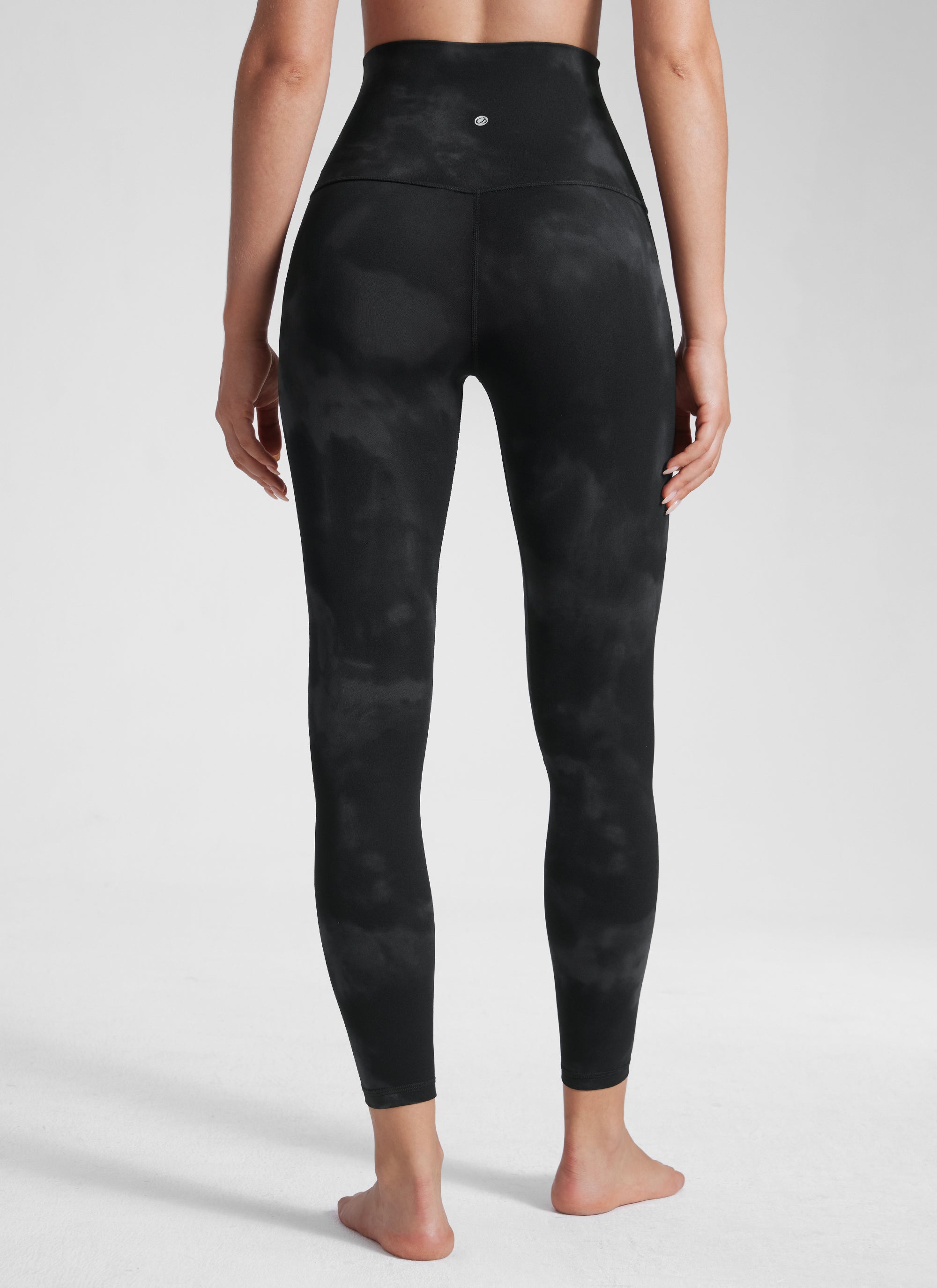 CRZ YOGA Damen Butterluxe Yoga Leggings Super High Waist - 64cm Schwarze Tie-Dye-Blumen