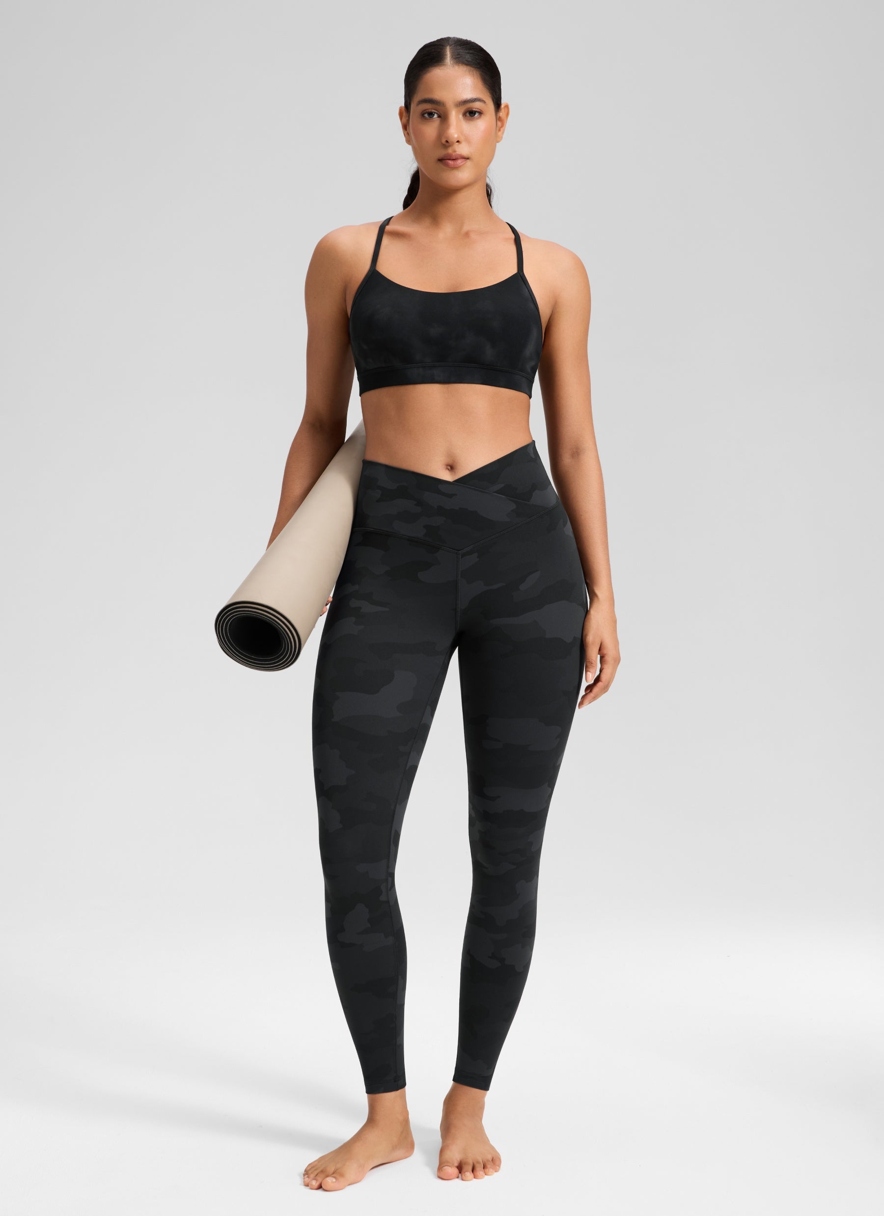 CRZ YOGA Damen Butterluxe V Cross High Waisted Leggings - 64 cm Dunkelgraue Tarnung 2