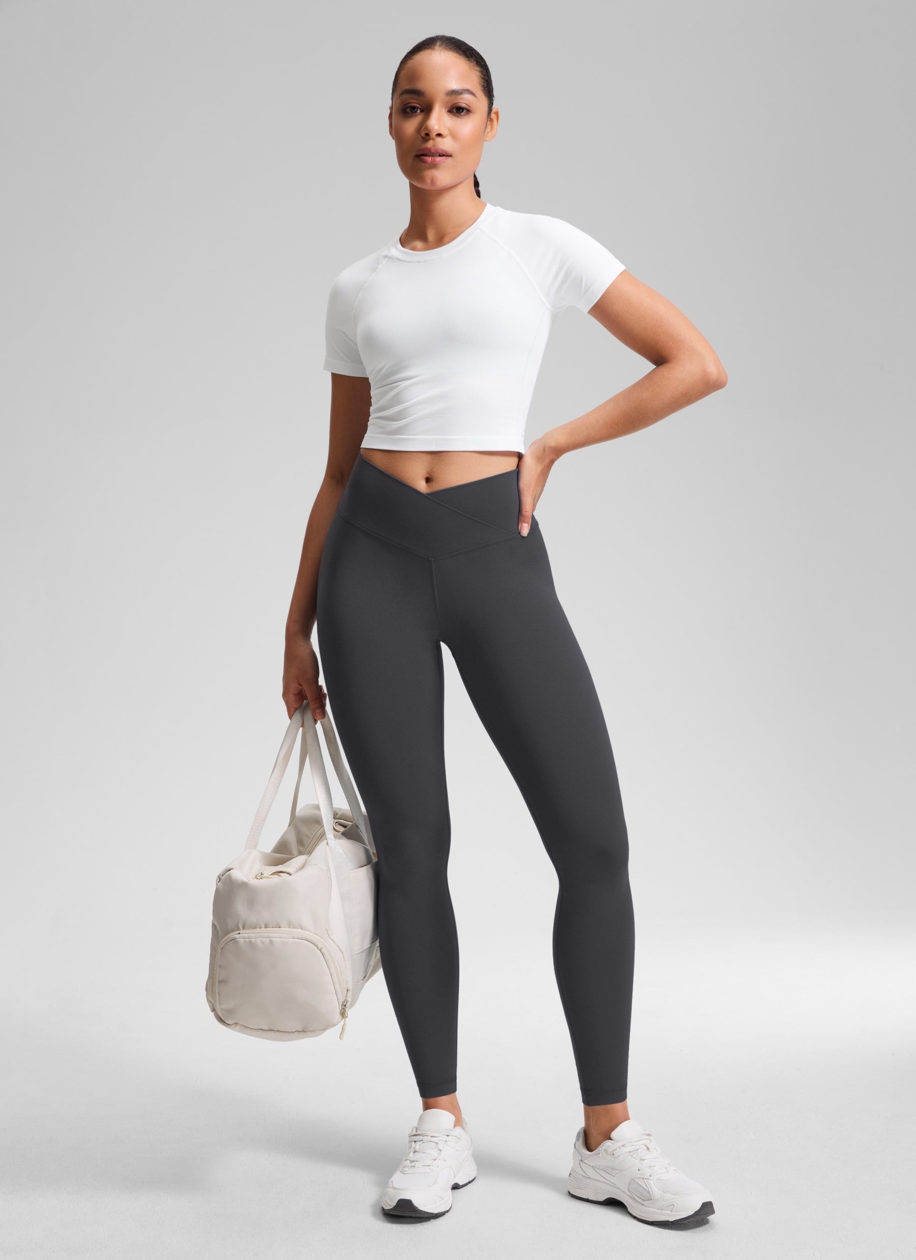 CRZ YOGA Damen Butterluxe V Cross High Waisted Leggings - 71 cm Mysteriöses Grau
