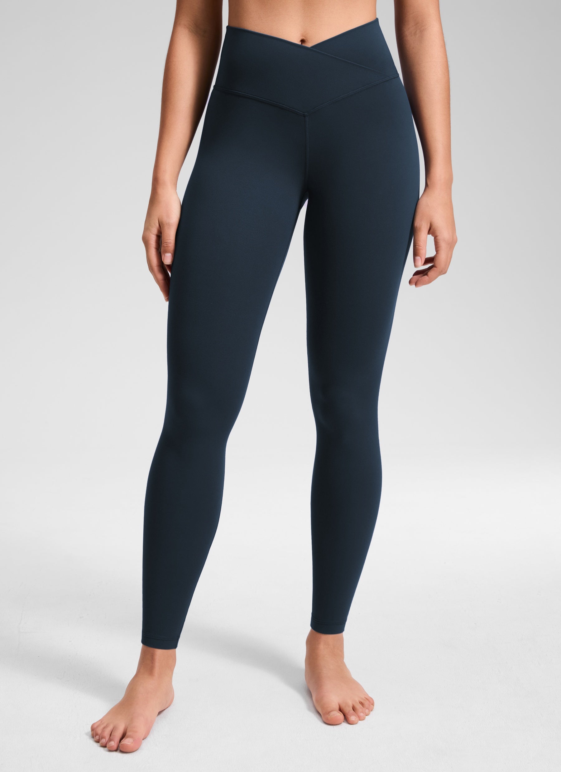 CRZ YOGA Damen Butterluxe V Cross High Waisted Leggings - 71 cm Echte Marine