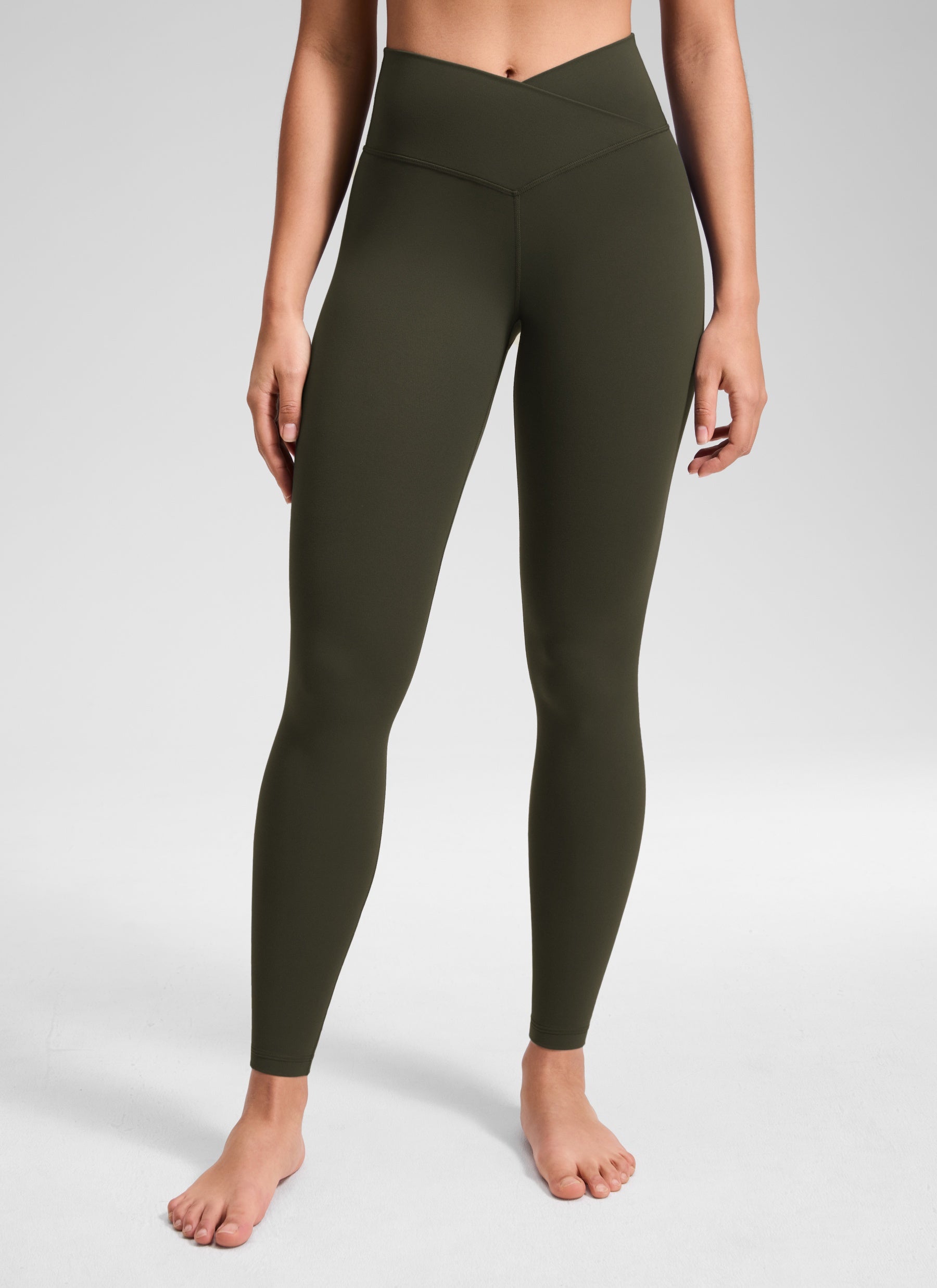CRZ YOGA Damen Butterluxe V Cross High Waisted Leggings - 71 cm Olivgrün
