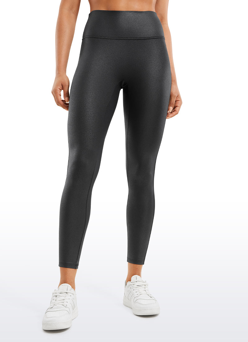 CRZ YOGA Damen Butterluxe Faux Leder Leggings - 64cm Schwarzes Folienmuster
