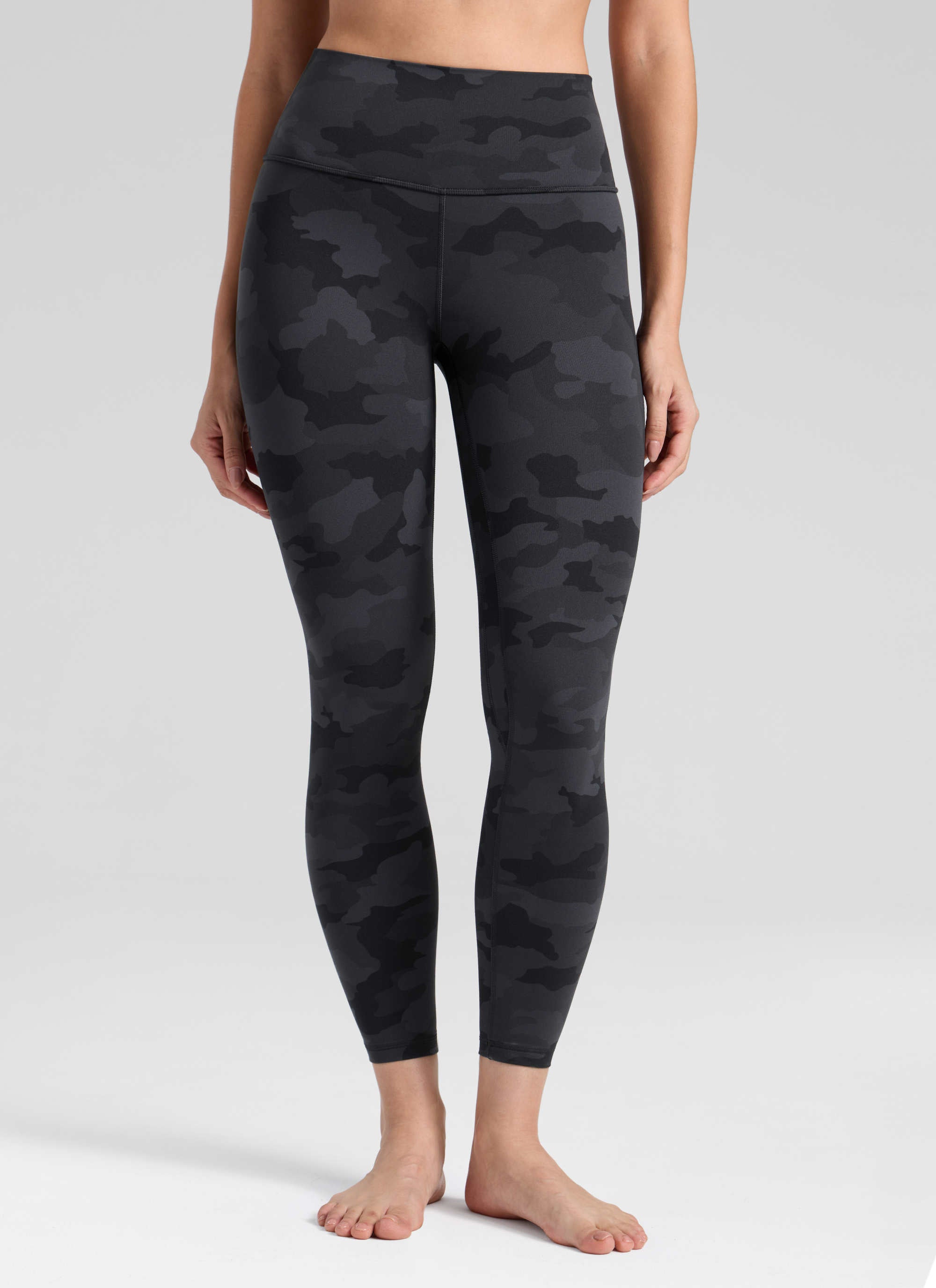 CRZ YOGA Damen Butterlift High Waist Workout Leggings - 64cm Dunkelgraue Tarnung 2