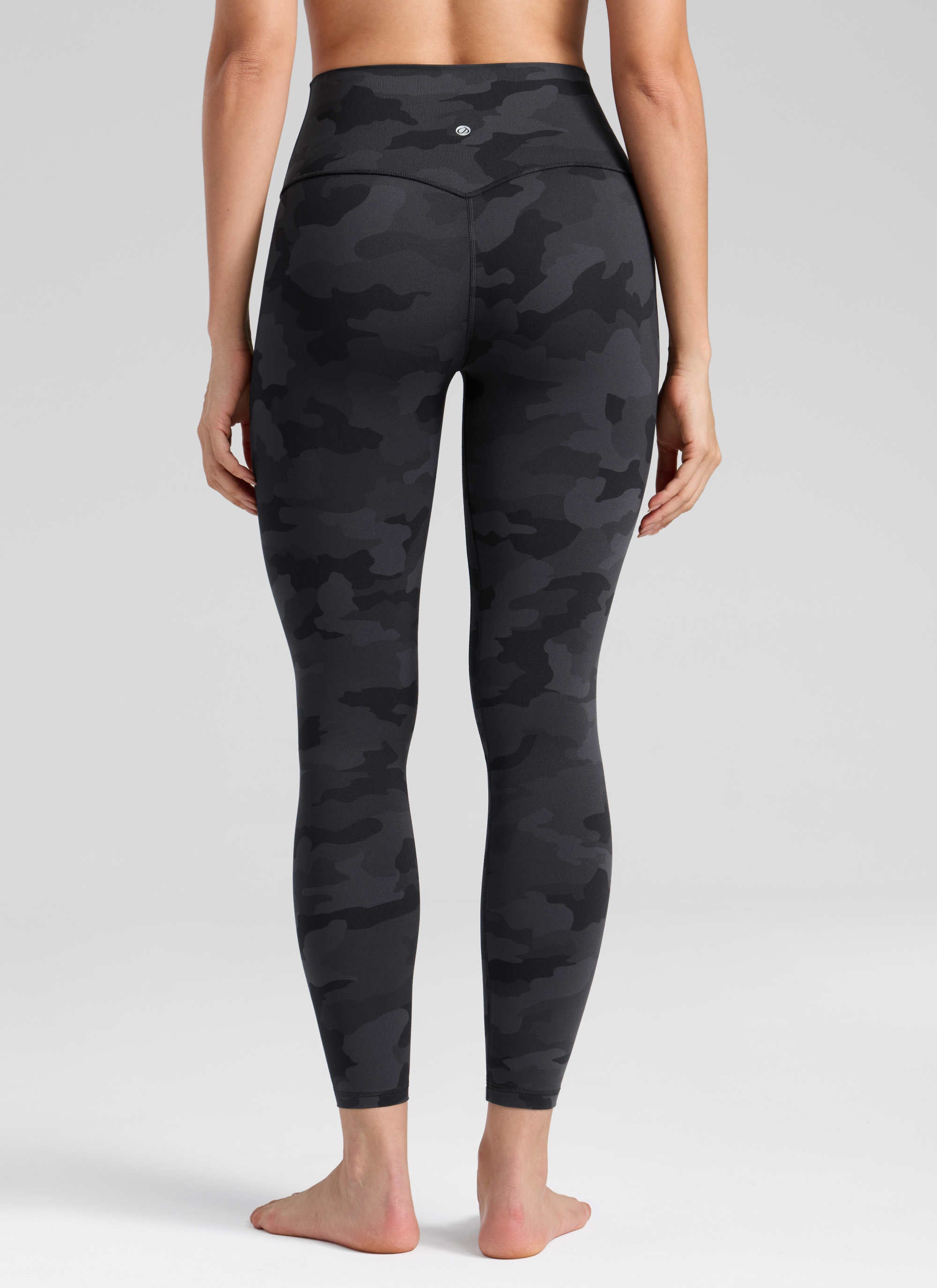 CRZ YOGA Damen Butterlift High Waist Workout Leggings - 64cm Dunkelgraue Tarnung 2