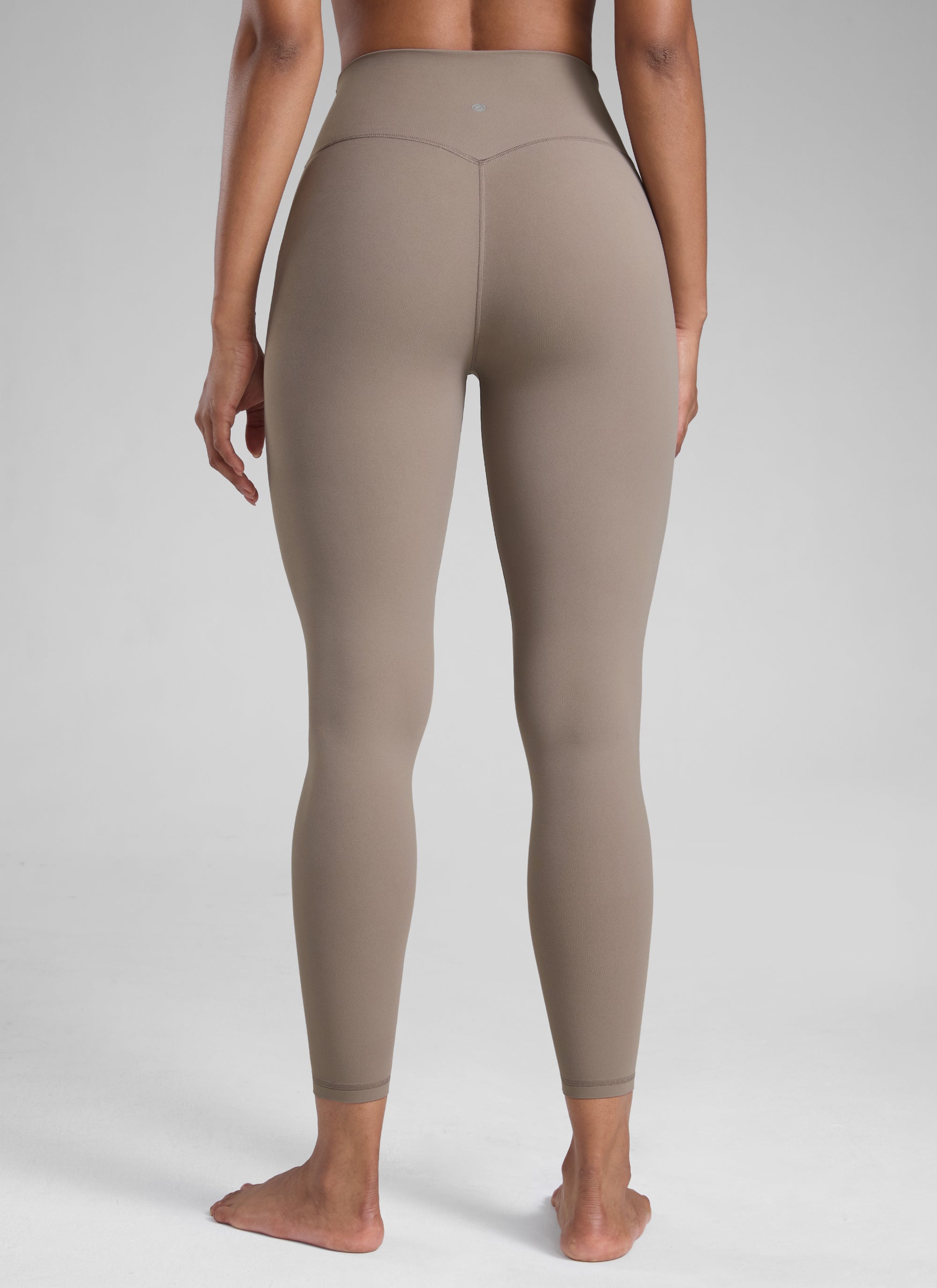 CRZ YOGA Damen Butterlift High Waist Workout Leggings - 64cm Cremiger Milchkaffee
