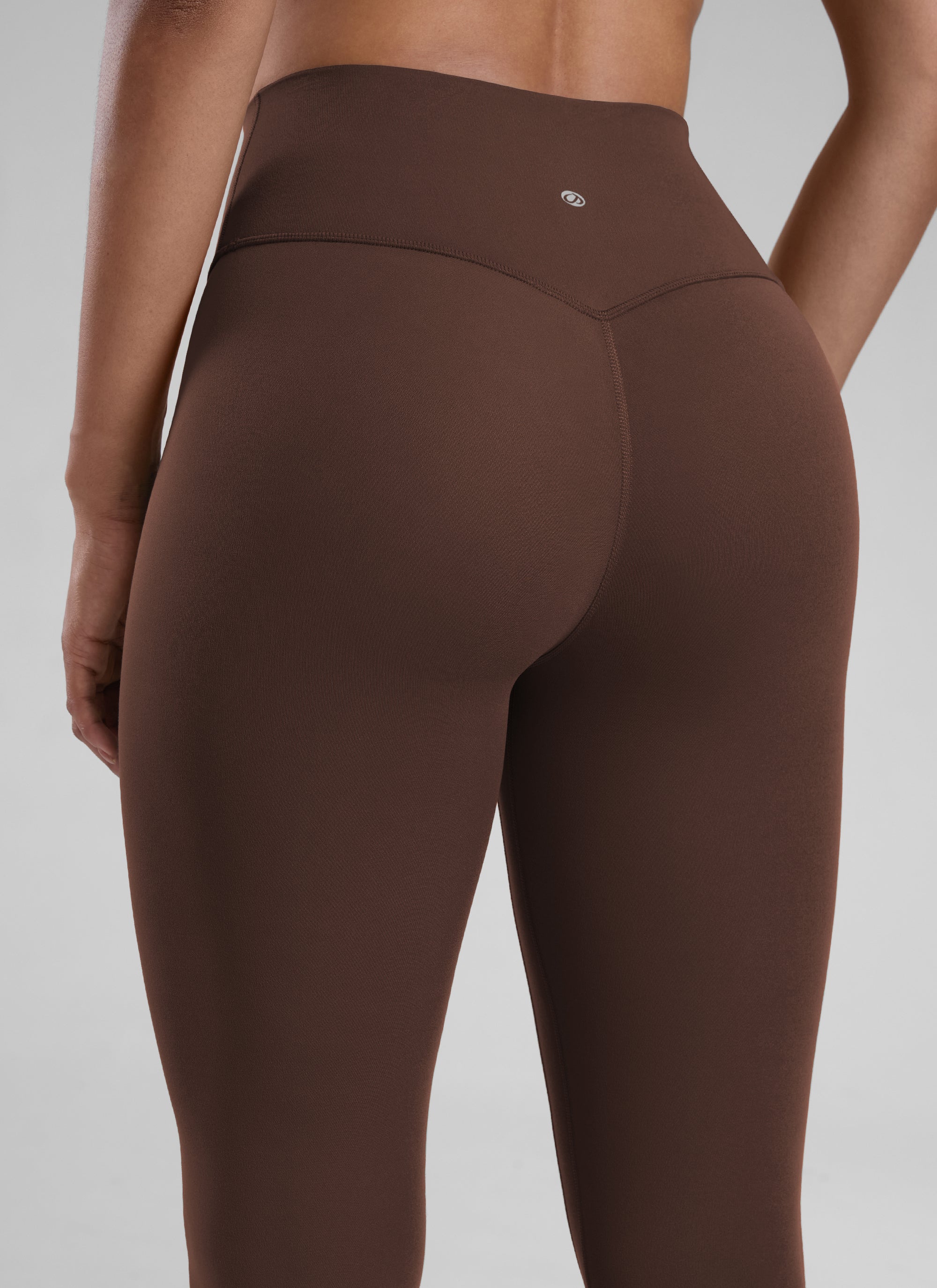 CRZ YOGA Damen Butterlift High Waist Workout Leggings - 64cm Lava Braun