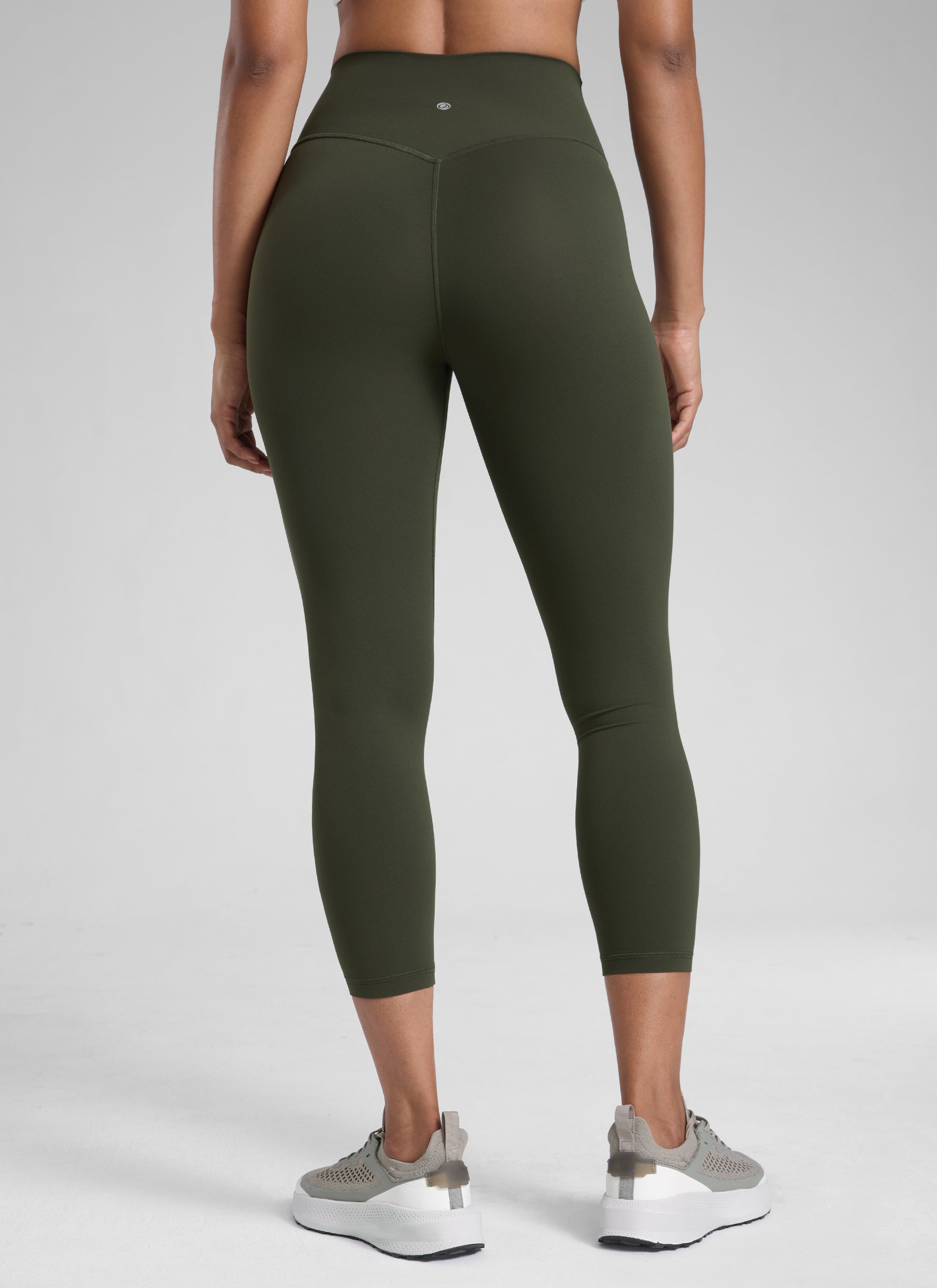 CRZ YOGA Damen Butterlift High Waist Workout Leggings - 58cm Olivgrün