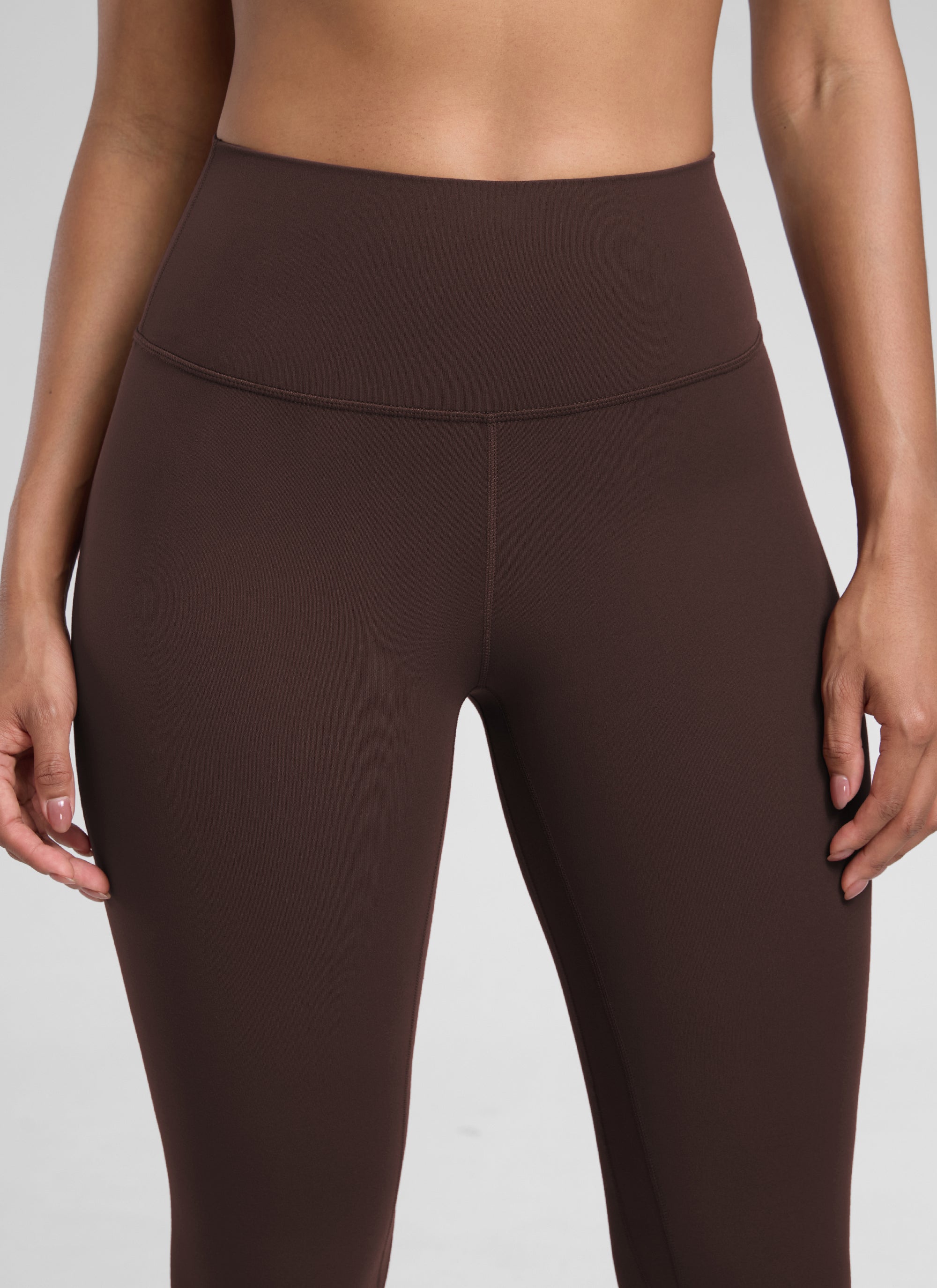 CRZ YOGA Damen Butterlift High Waist Workout Leggings - 58cm Heißes Fudge-Brown