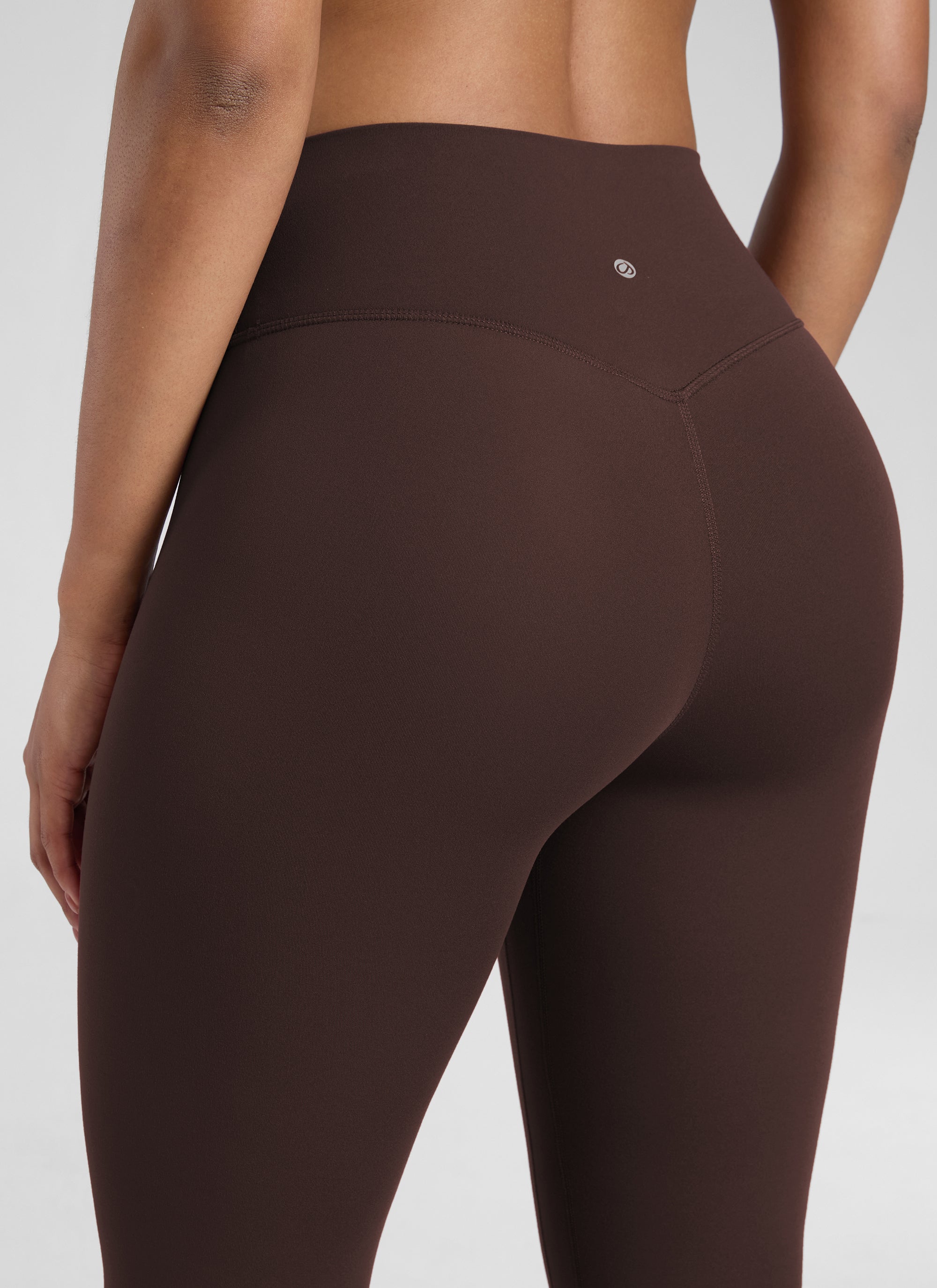 CRZ YOGA Damen Butterlift High Waist Workout Leggings - 58cm Heißes Fudge-Brown