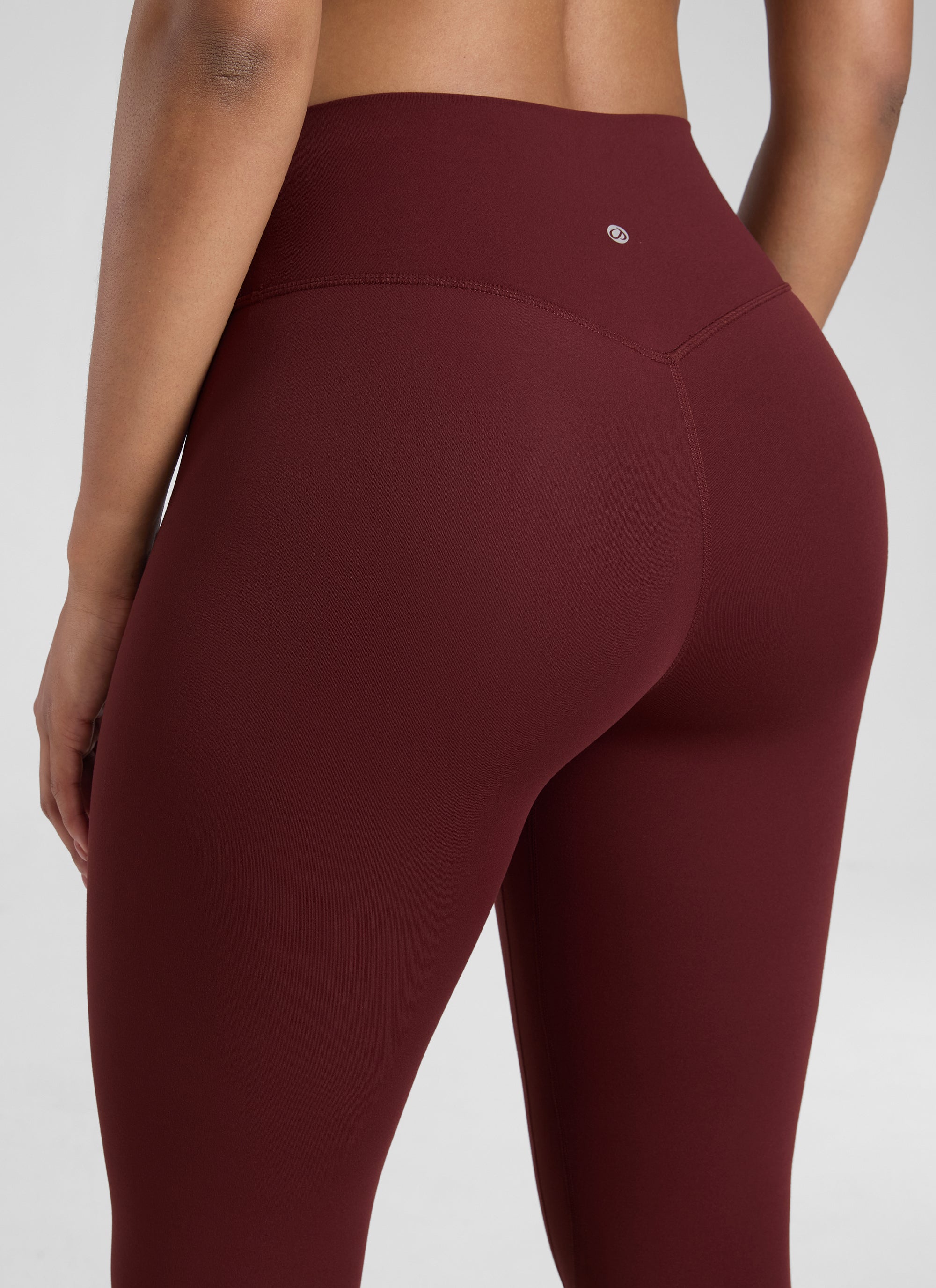 CRZ YOGA Damen Butterlift High Waist Workout Leggings - 58cm Roter Merlot