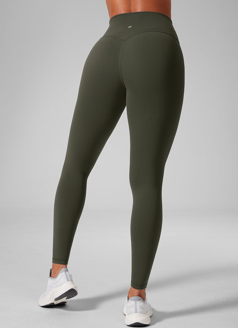 CRZ YOGA Damen Butterlift High Waist Blickdicht  Leggings - 64cm Olivgrün