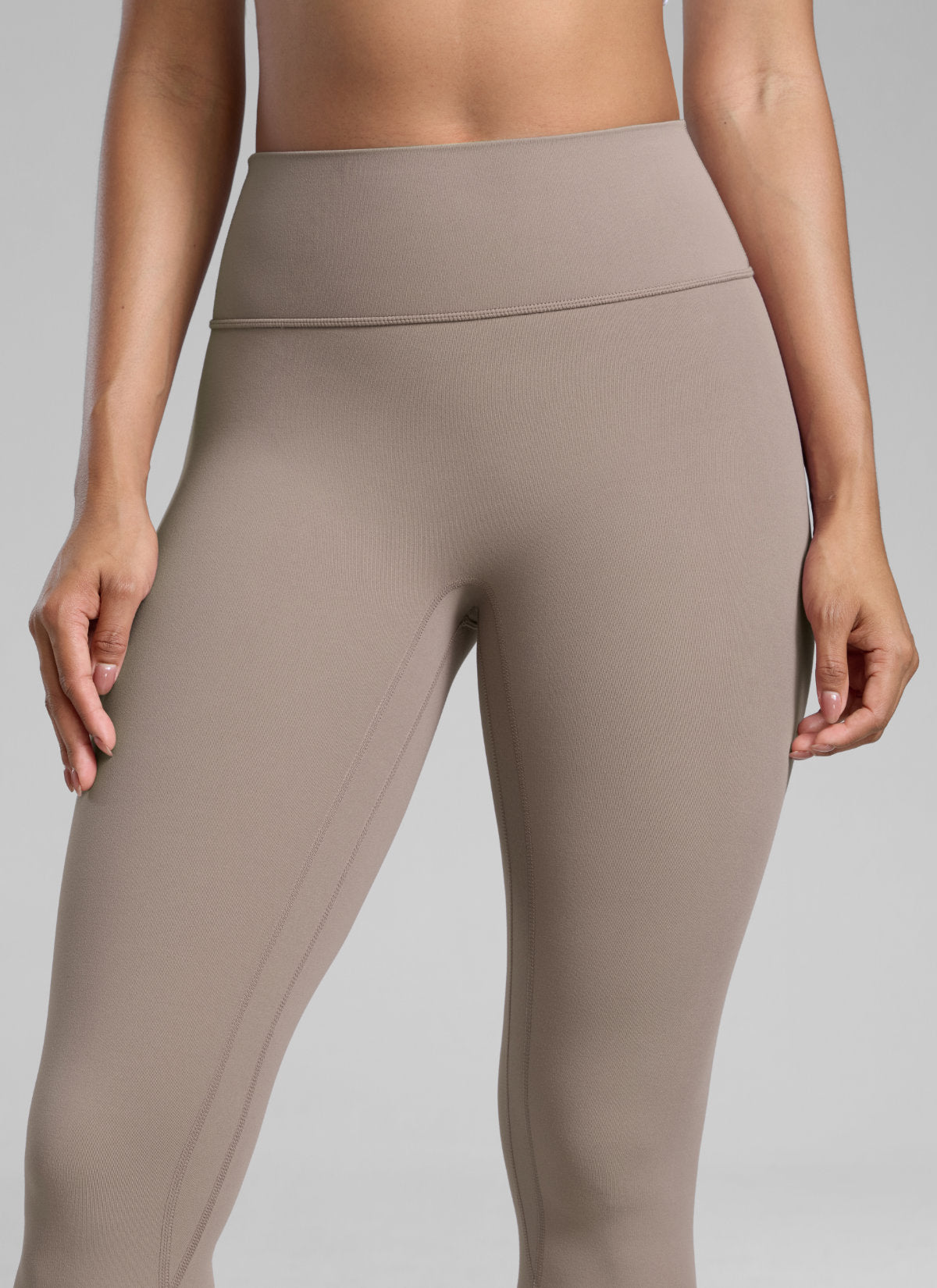CRZ YOGA Damen Butterlift SecretSculpt Scrunch Butt Leggings - 64cm Cremiger Milchkaffee