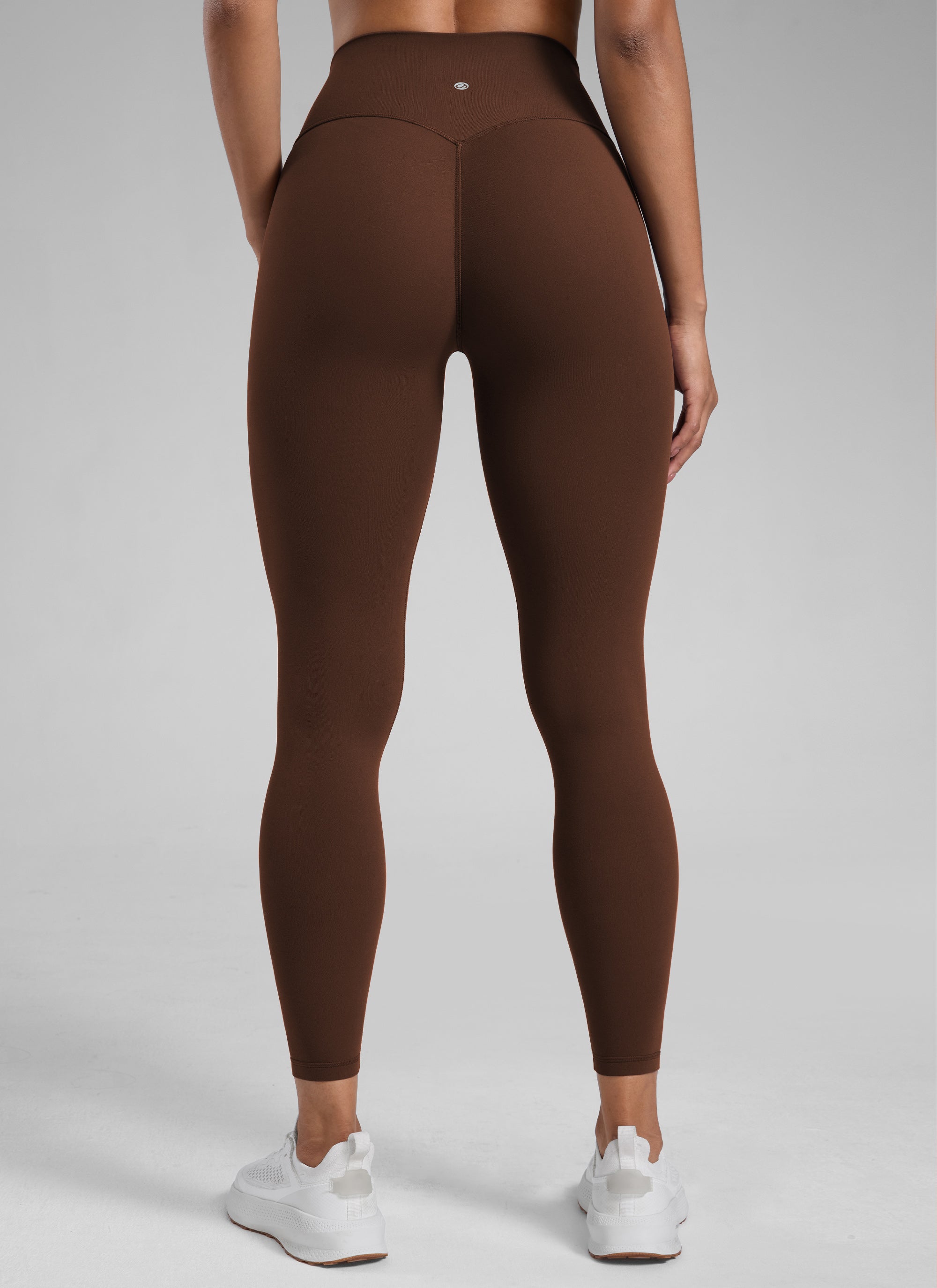 CRZ YOGA Damen Butterlift SecretSculpt Scrunch Butt Leggings - 64cm Lava Braun