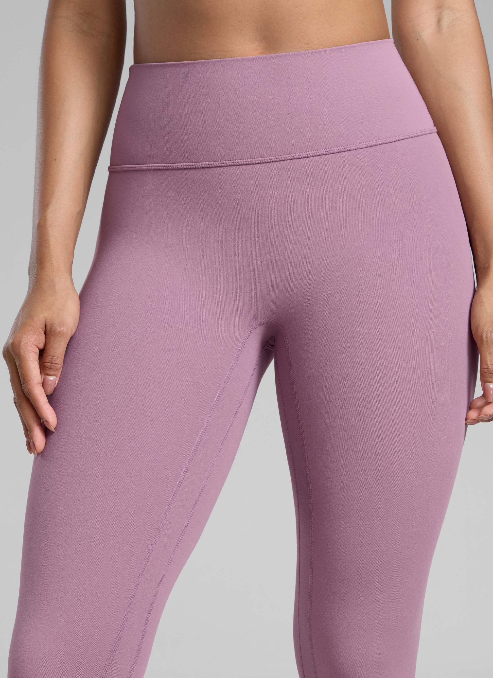 CRZ YOGA Damen Butterlift SecretSculpt Scrunch Butt Leggings - 64cm Lavendel Hell