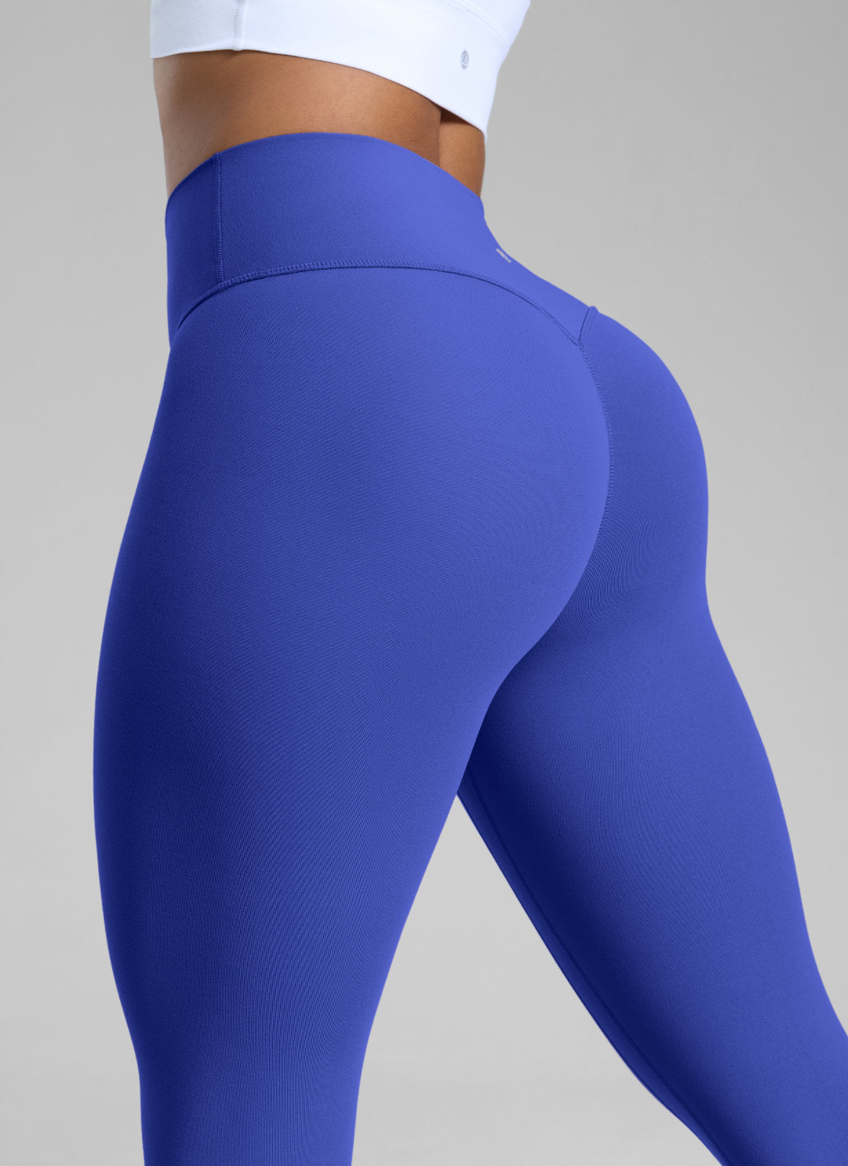 CRZ YOGA Damen Butterlift SecretSculpt Scrunch Butt Leggings - 64cm Königsblau