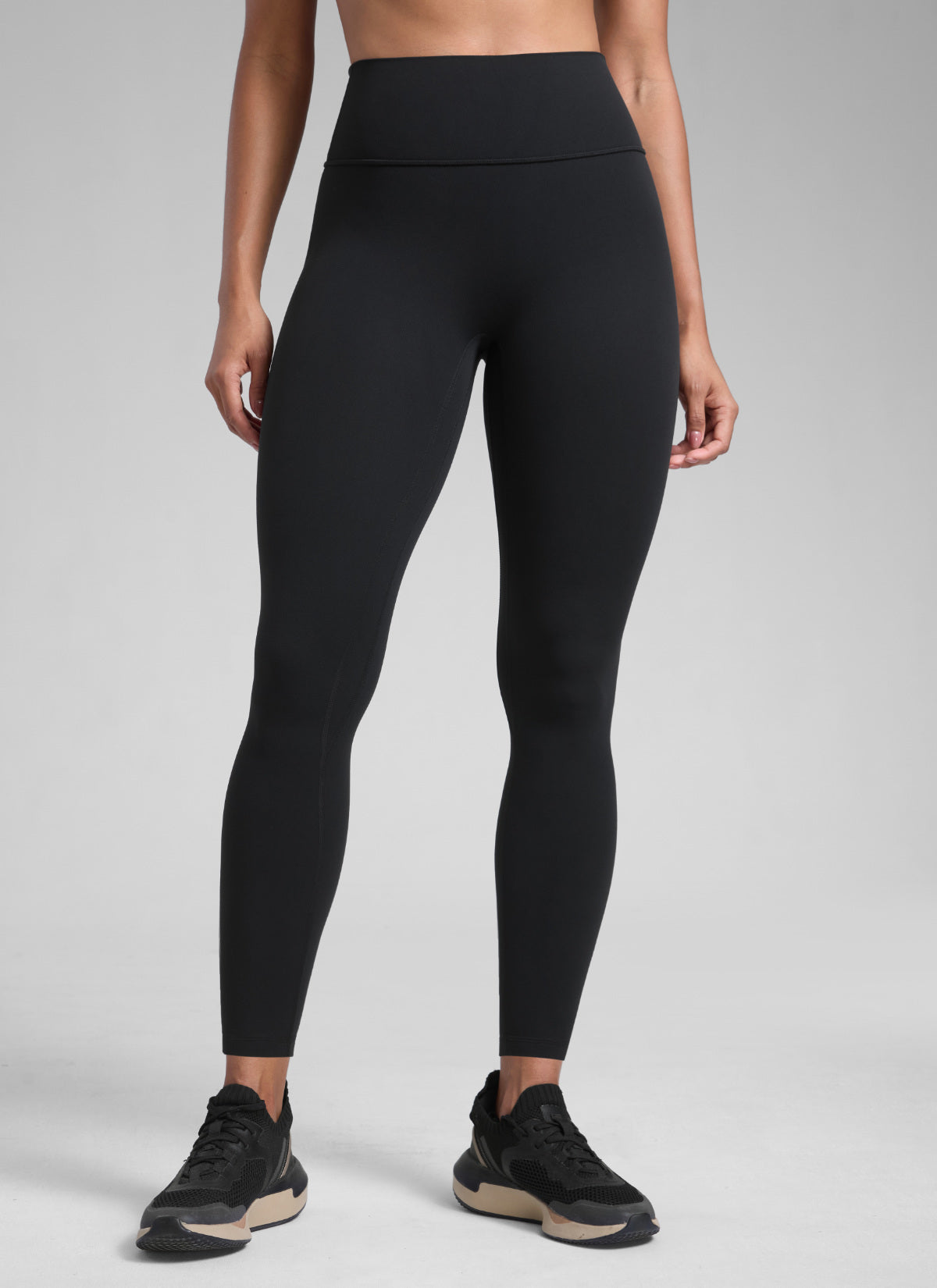 CRZ YOGA Damen Butterlift SecretSculpt Scrunch Butt Leggings - 71cm Schwarz