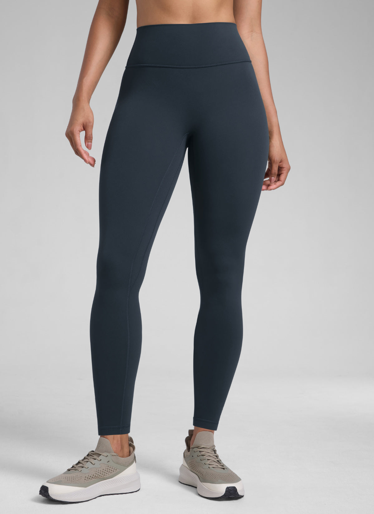 CRZ YOGA Damen Butterlift SecretSculpt Scrunch Butt Leggings - 71cm Echte Marine