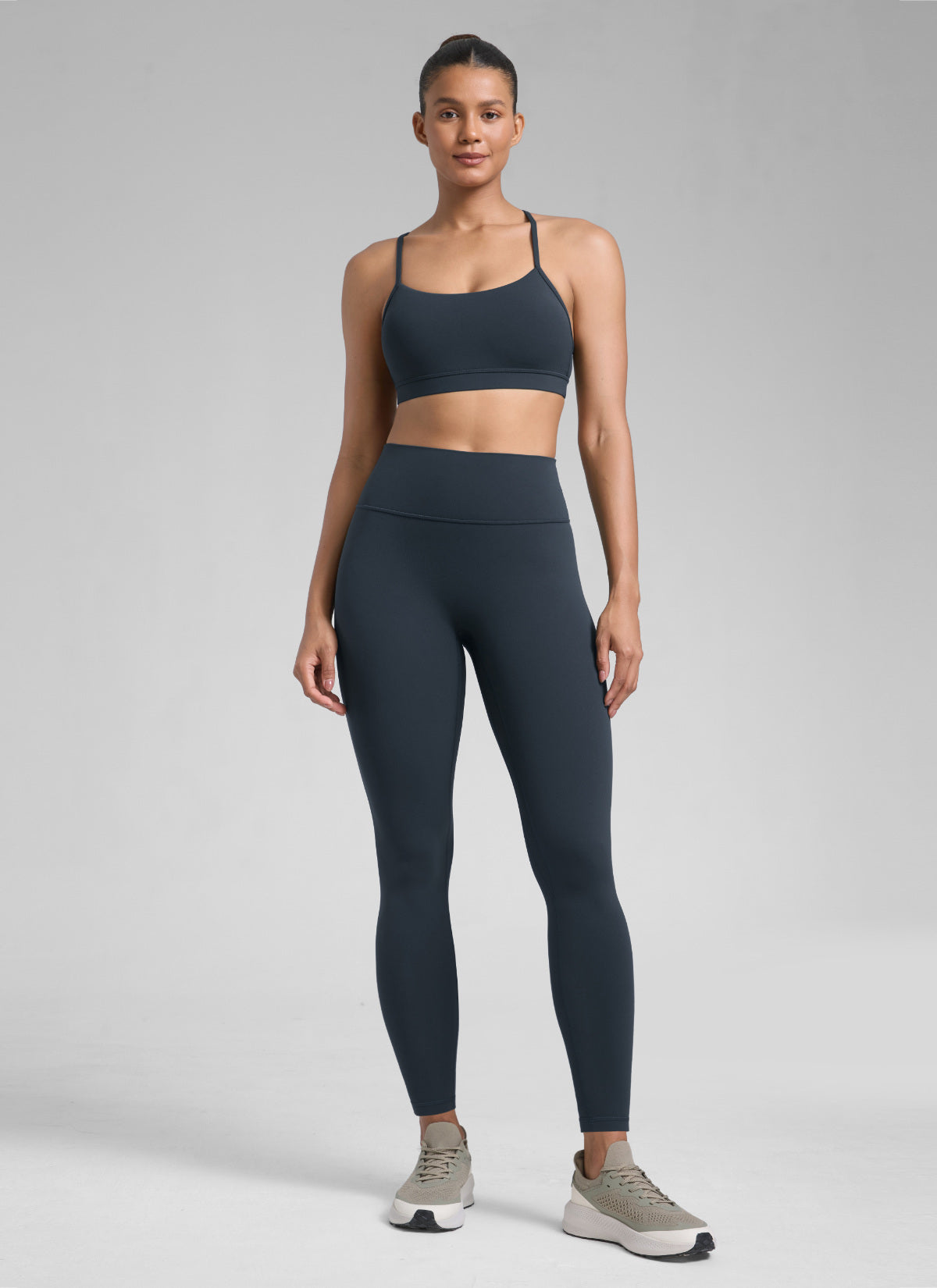 CRZ YOGA Damen Butterlift SecretSculpt Scrunch Butt Leggings - 71cm Echte Marine