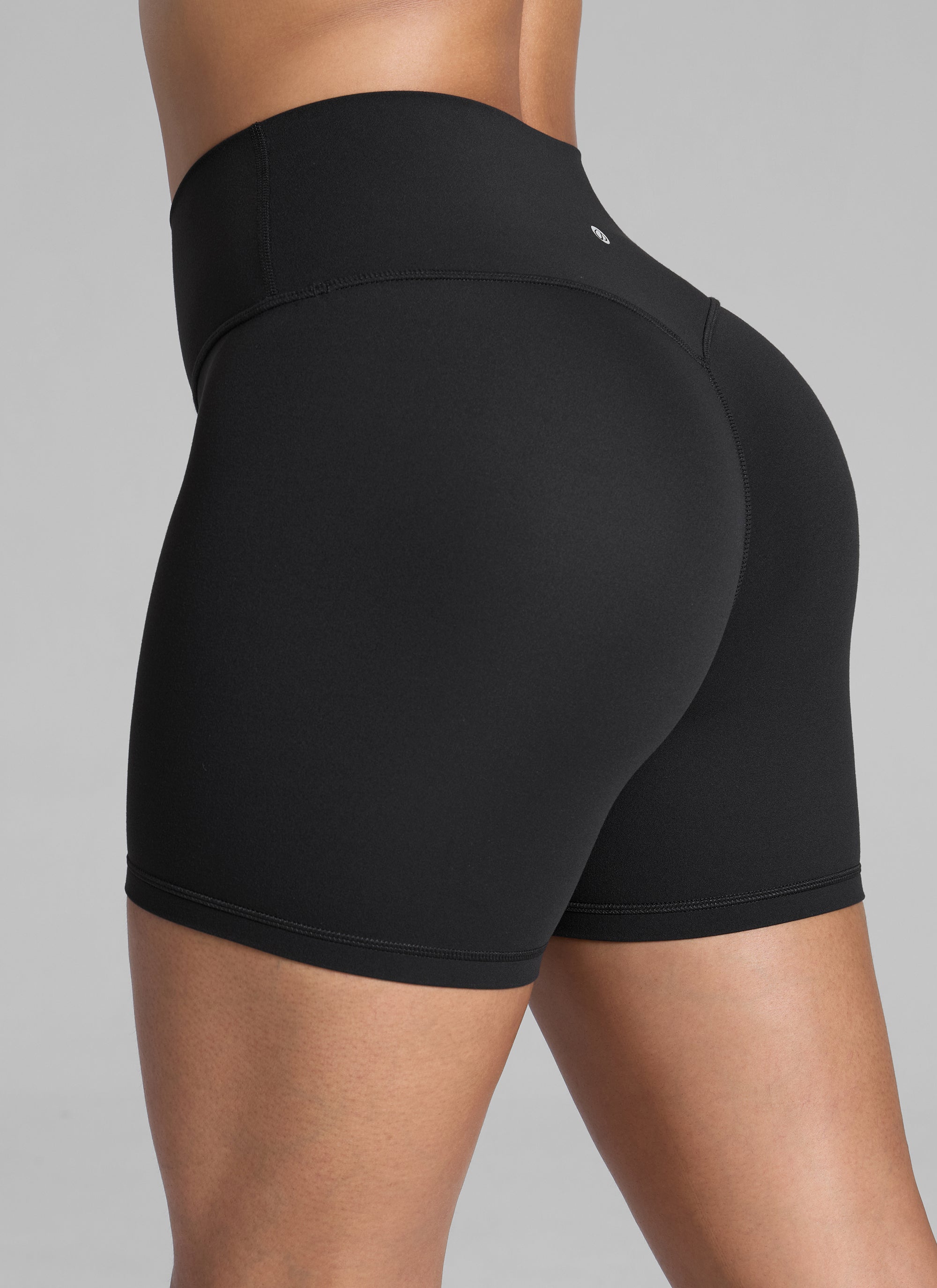 CRZ YOGA Damen Butterlift SecretSculpt Scrunch Butt Lifting Shorts10cm Schwarz