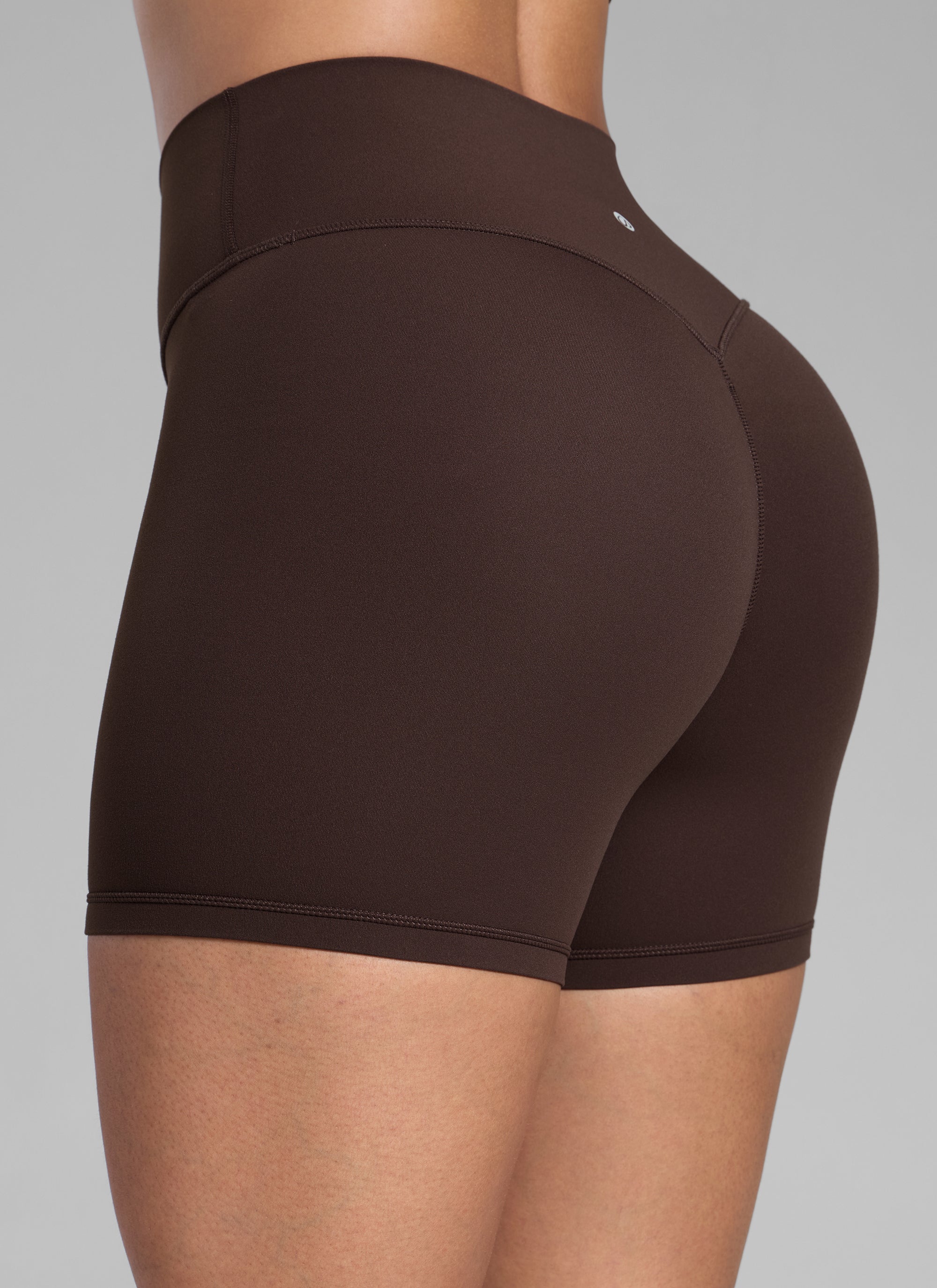 CRZ YOGA Damen Butterlift SecretSculpt Scrunch Butt Lifting Shorts10cm Heißes Fudge-Brown