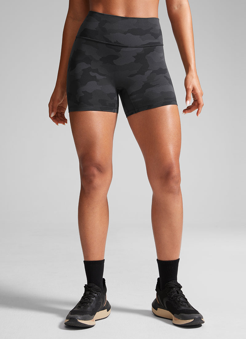 CRZ YOGA Damen Butterlift SecretSculpt Scrunch Butt Lifting Shorts10cm Dunkelgraue Tarnung 2