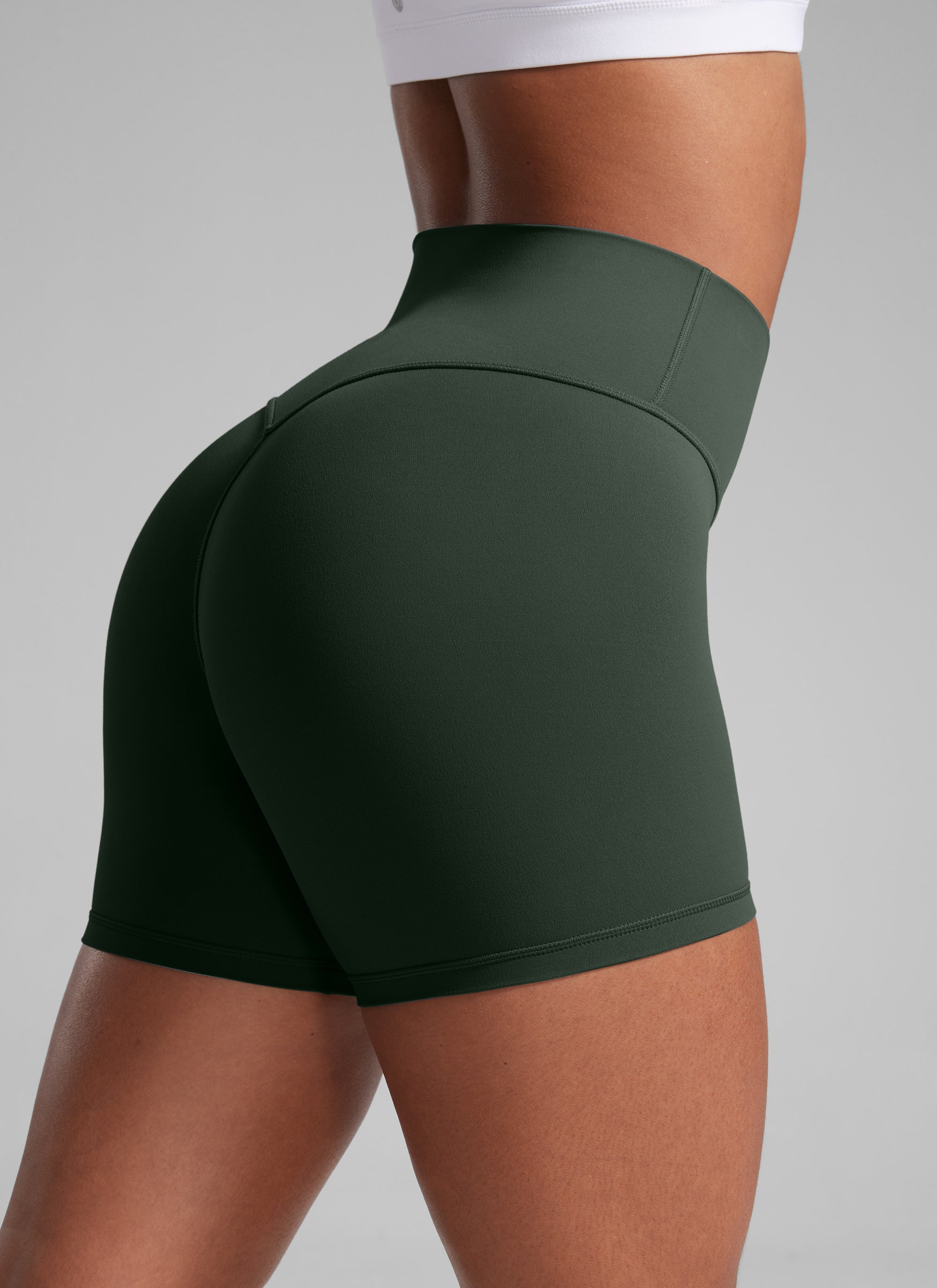 CRZ YOGA Damen Butterlift SecretSculpt Scrunch Butt Lifting Shorts10cm Legende Grün