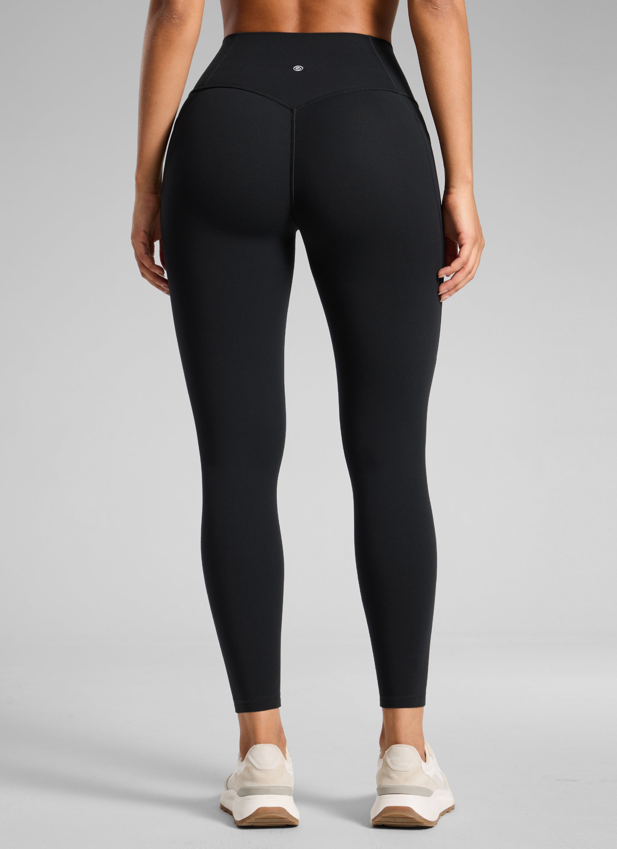 CRZ YOGA Damen Butterlift Keine Vordernaht Leggings mit Taschen-64cm Schwarz