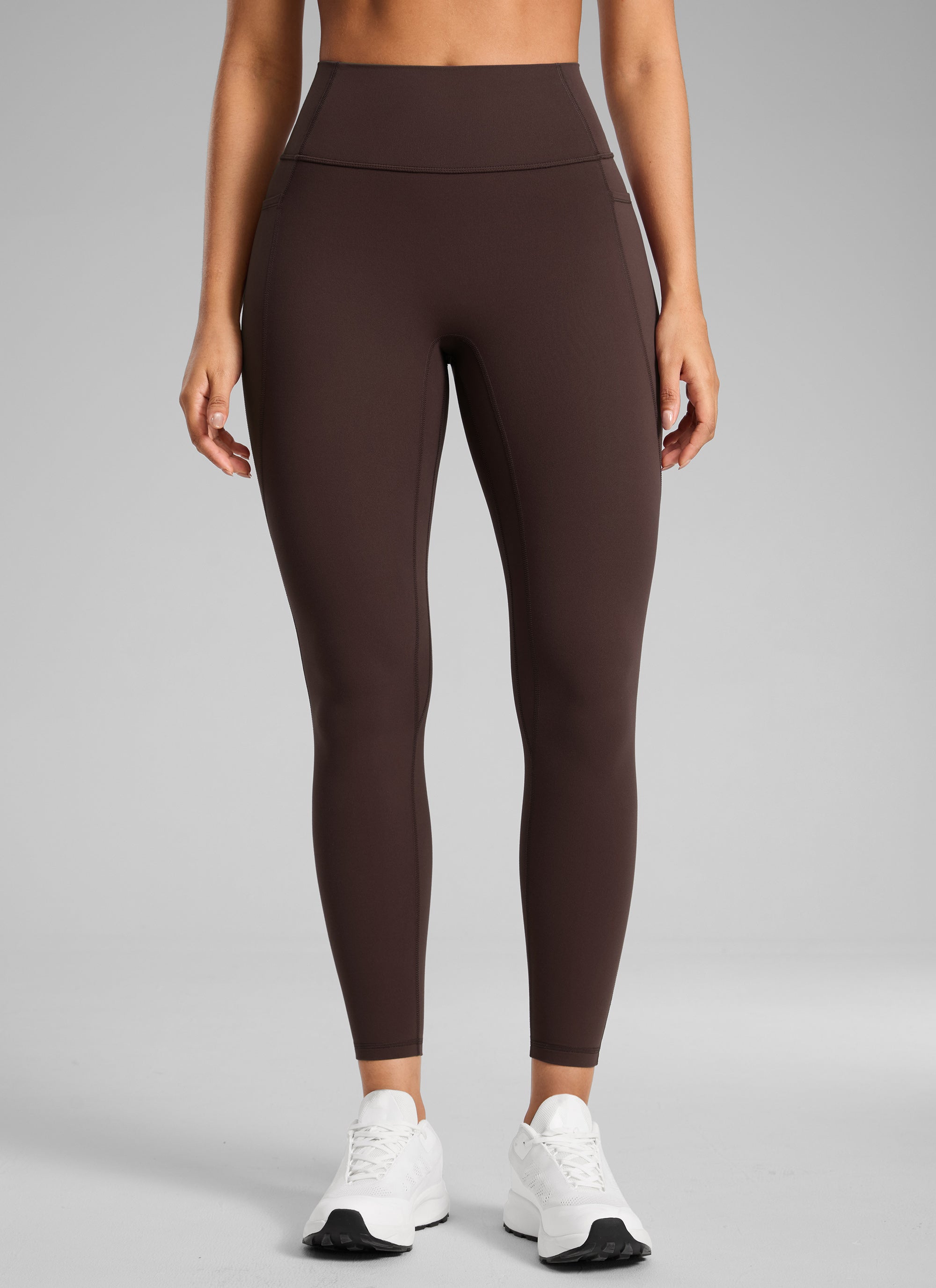 CRZ YOGA Damen Butterlift Keine Vordernaht Leggings mit Taschen-64cm Heißes Fudge-Brown