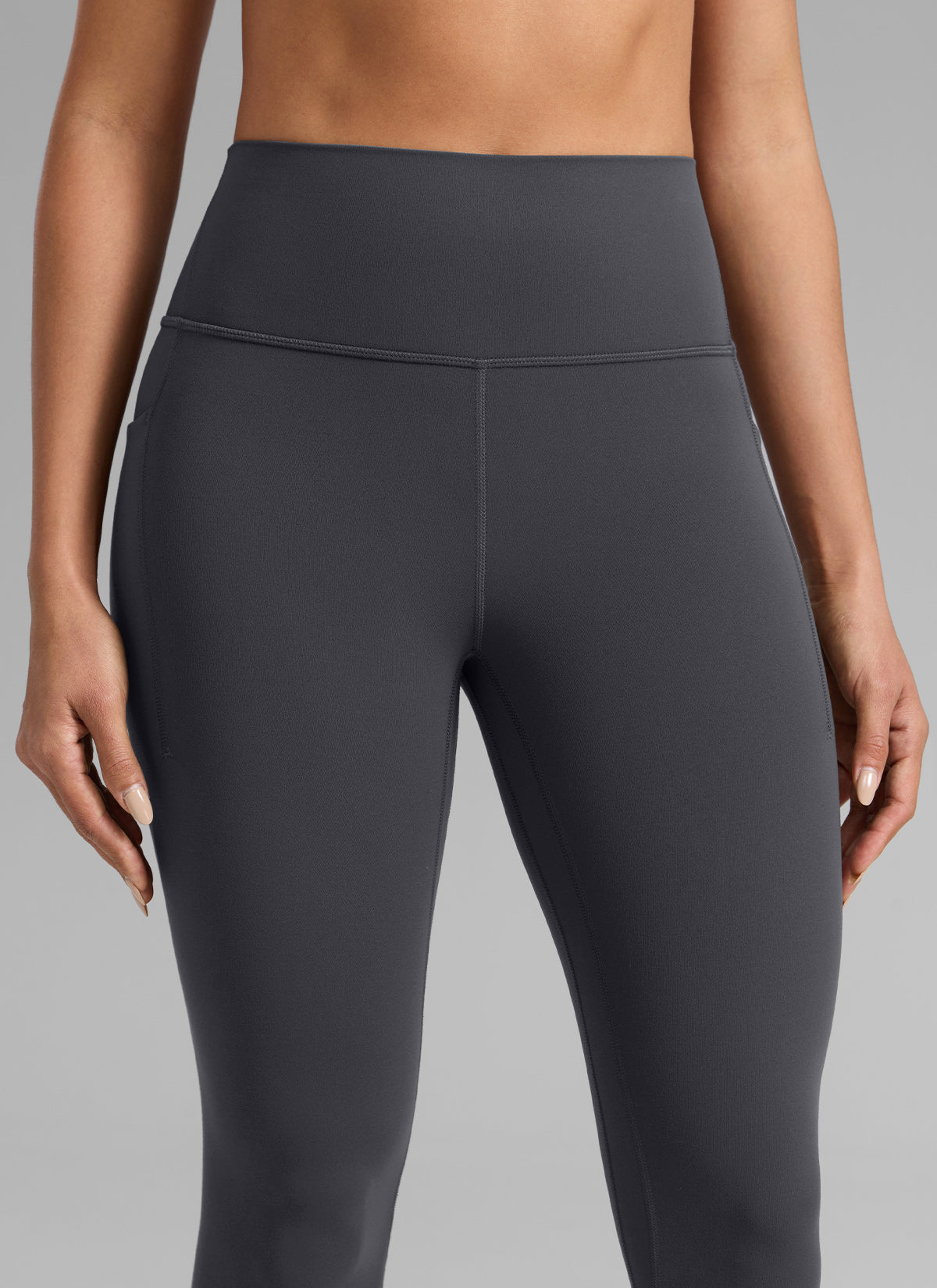 CRZ YOGA Damen Butterlift Leggings mit Seitentaschen - 64cm Mysteriöses Grau