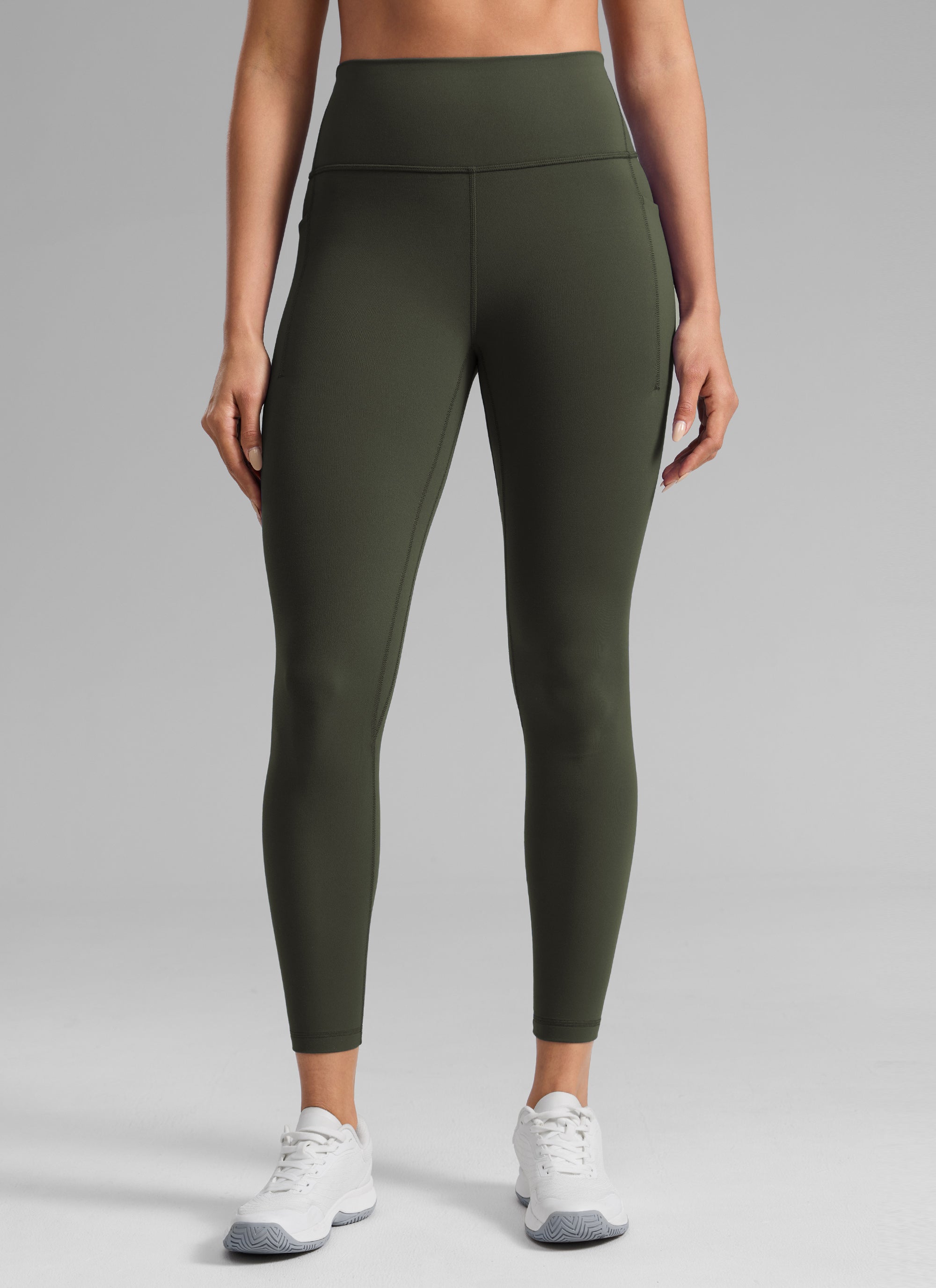 CRZ YOGA Damen Butterlift Leggings mit Seitentaschen - 64cm Olivgrün