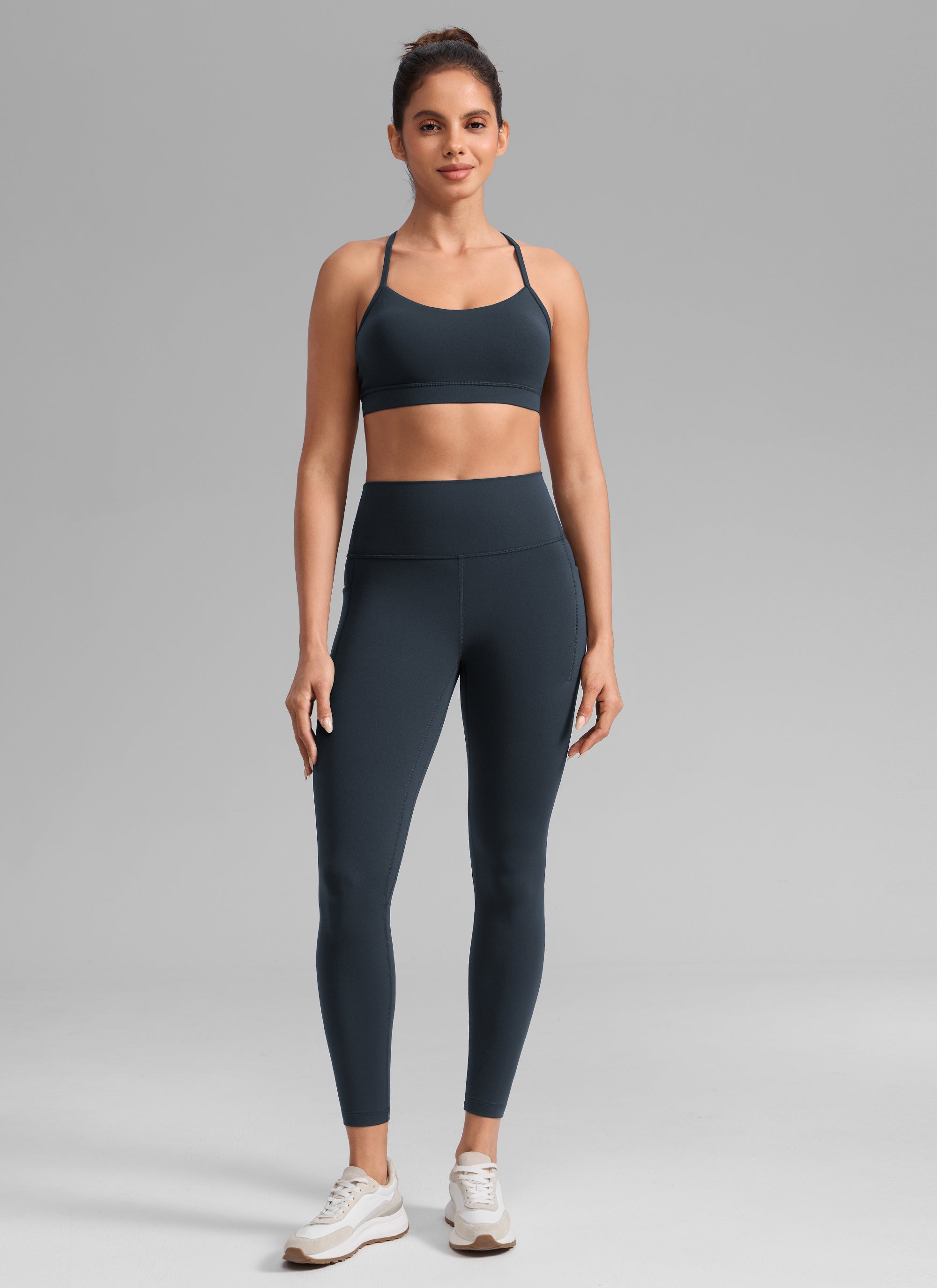 CRZ YOGA Damen Butterlift Leggings mit Seitentaschen - 64cm Echte Marine