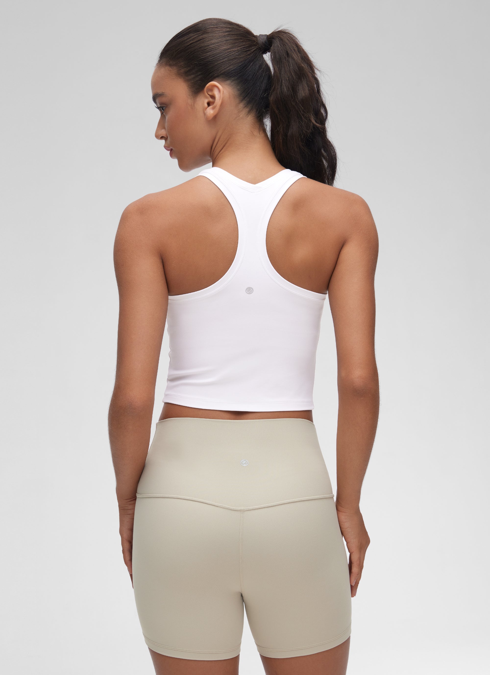 CRZ YOGA Damen Butterluxe U-Ausschnitt Racerback Yoga Tanktop Weiss